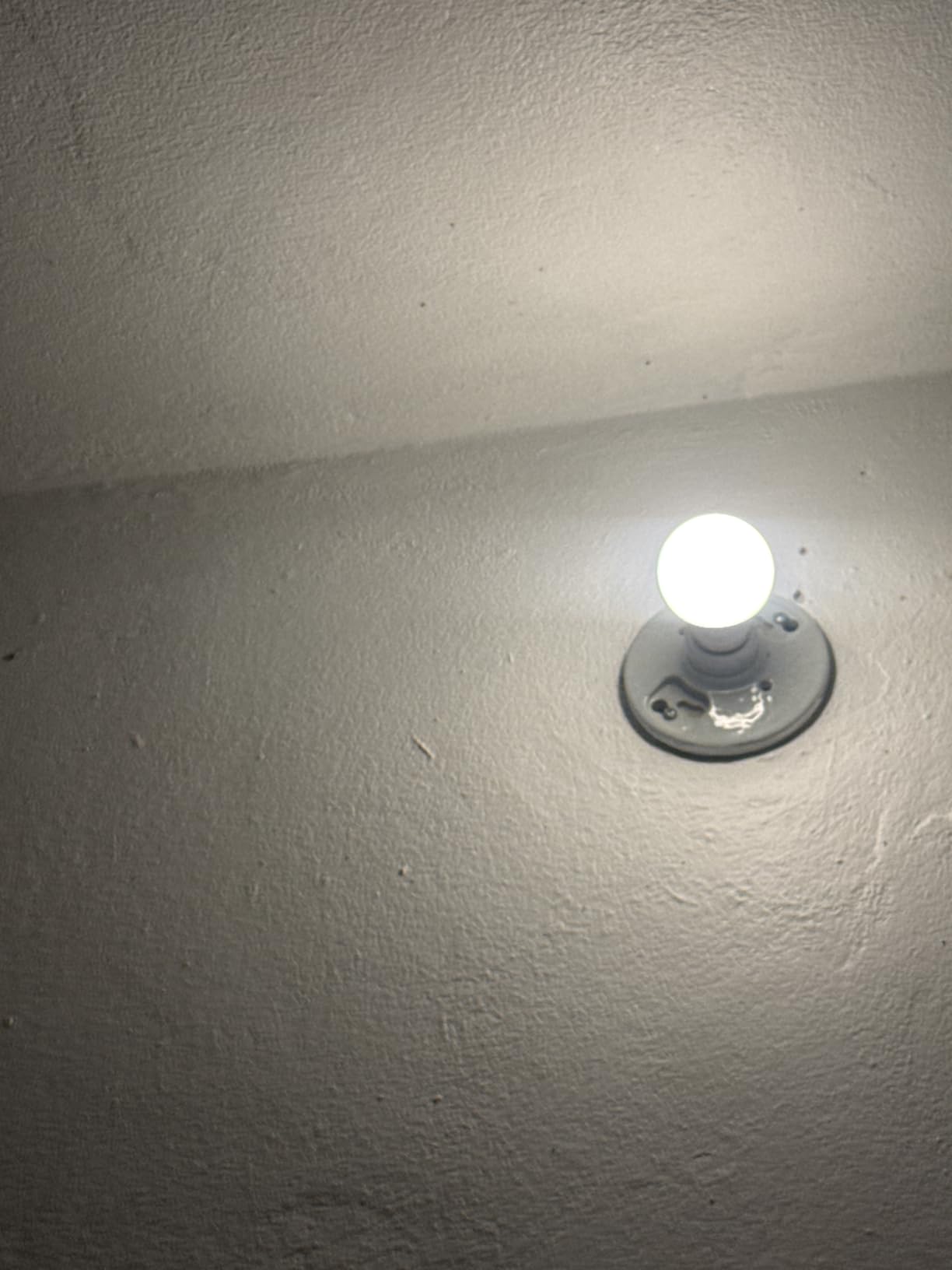 "Lightinginside