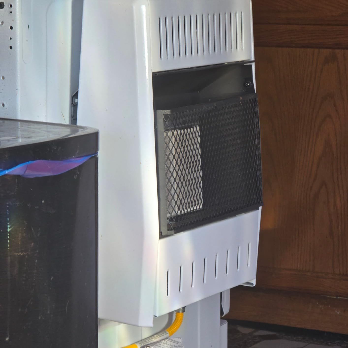 ProCom Heating Liquid Propane Ventless Infrared Plaque Heater With Base Feet - 25,000 BTU, T-Stat Control - Model# ML250TPA-B - Customer Photo 2