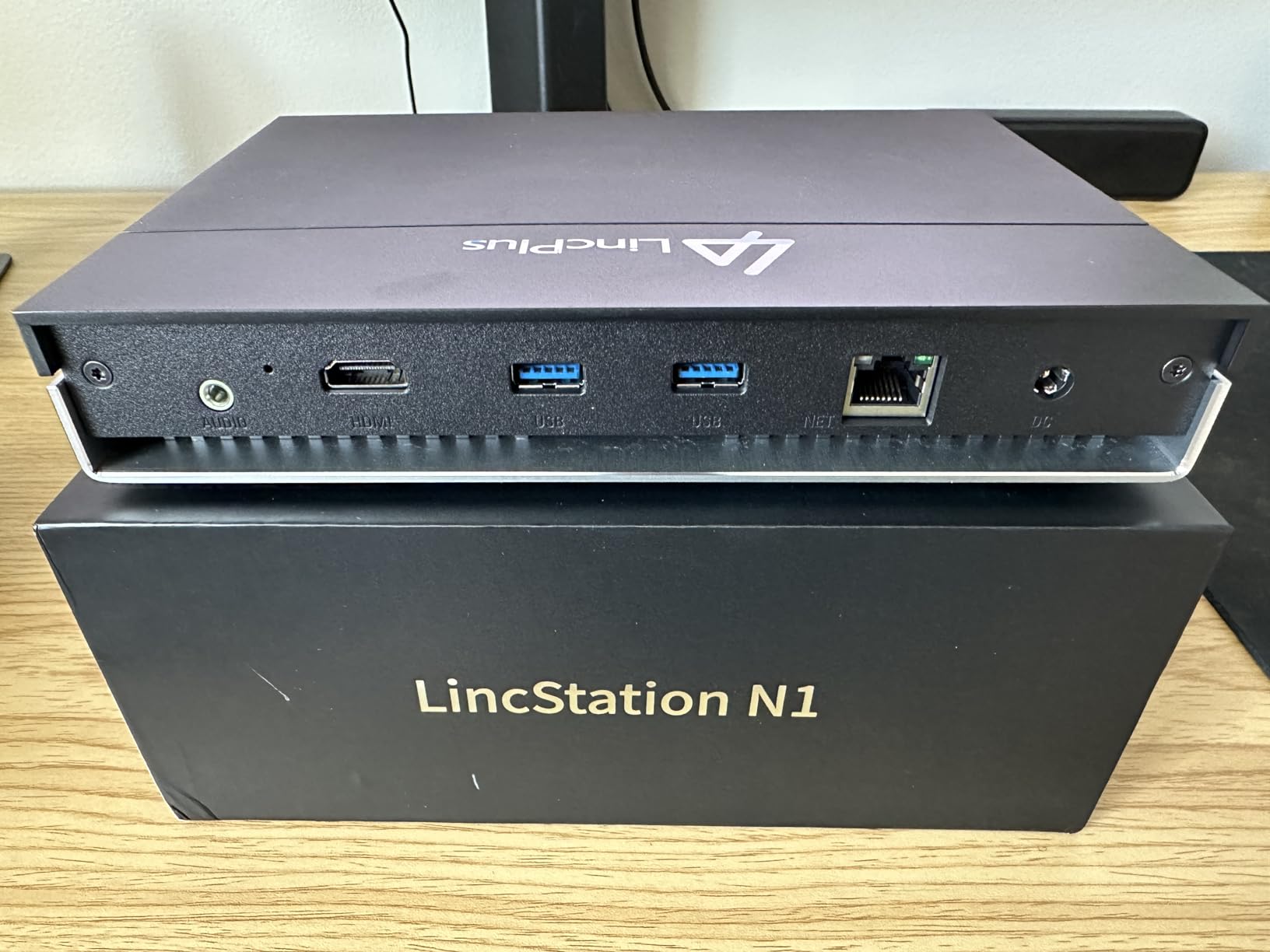 LincStation N1 6-Bay NAS Storage - 16GB RAM | 128G eMMC | 2x2.5 SATA HDD + 4xM.2 NVMe Slots | Intel Celeron Quad-Core | 2.5GbE | 2-Year Warranty | 4K HDMI | Network Attached Storage (Diskless) Customer Review LincStation N1 6-Bay NAS Storage - 16GB RAM | 128G eMMC | 2x2.5 SATA HDD + 4xM.2 NVMe Slots | Intel Celeron Quad-Core | 2.5GbE | 2-Year Warranty | 4K HDMI | Network Attached Storage (Diskless) - Customer Photo 4