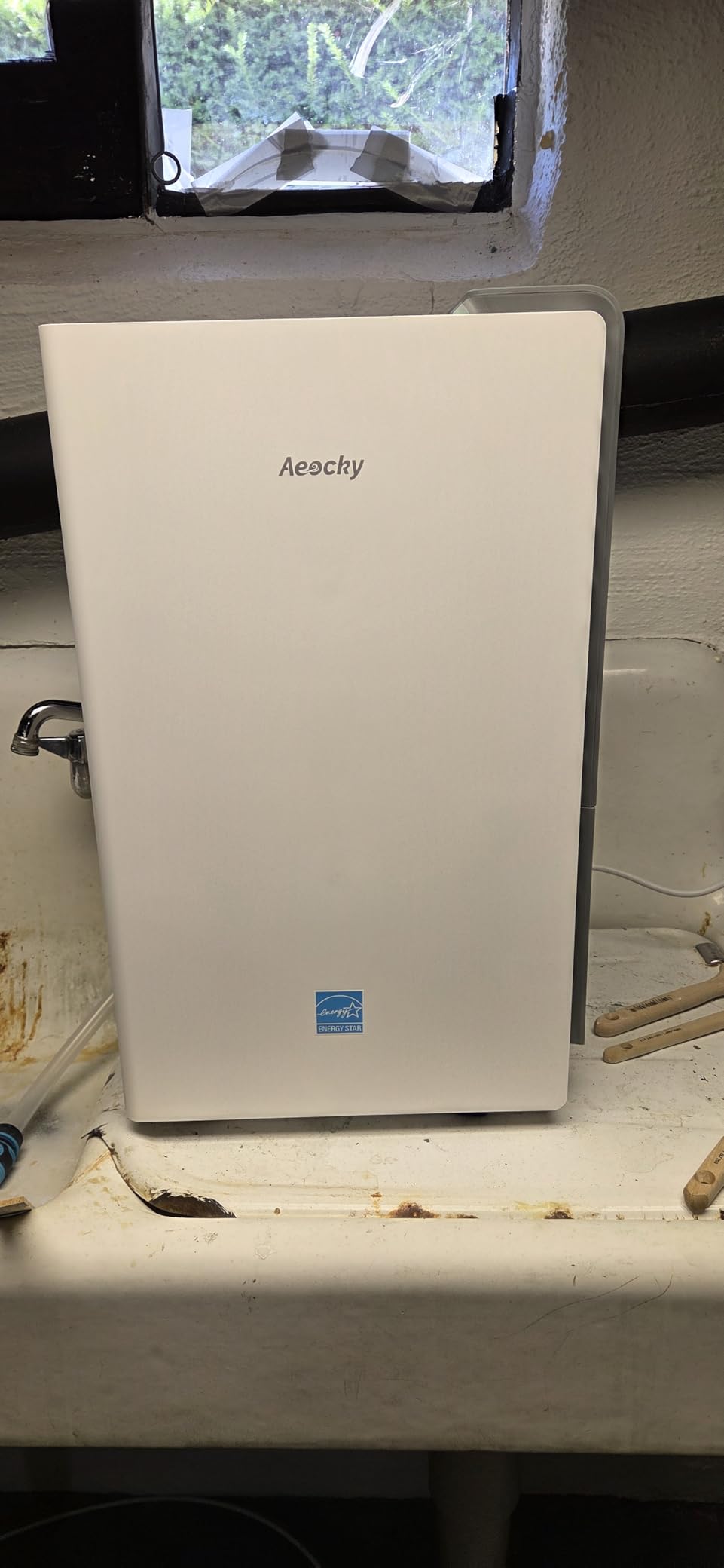 4500 Sq.Ft Most Efficient Energy Star 2025 Dehumidifier,AEOCKY Max 80 Pint/D(Standard 56Pint/D) Smart Compressor Dehumidifier with Drain Hose, Intelligent Humidistat,for Basement,Bedroom,Home,Bathroom Customer Review 4500 Sq.Ft Most Efficient Energy Star 2025 Dehumidifier,AEOCKY Max 80 Pint/D(Standard 56Pint/D) Smart Compressor Dehumidifier with Drain Hose, Intelligent Humidistat,for Basement,Bedroom,Home,Bathroom - Customer Photo 3
