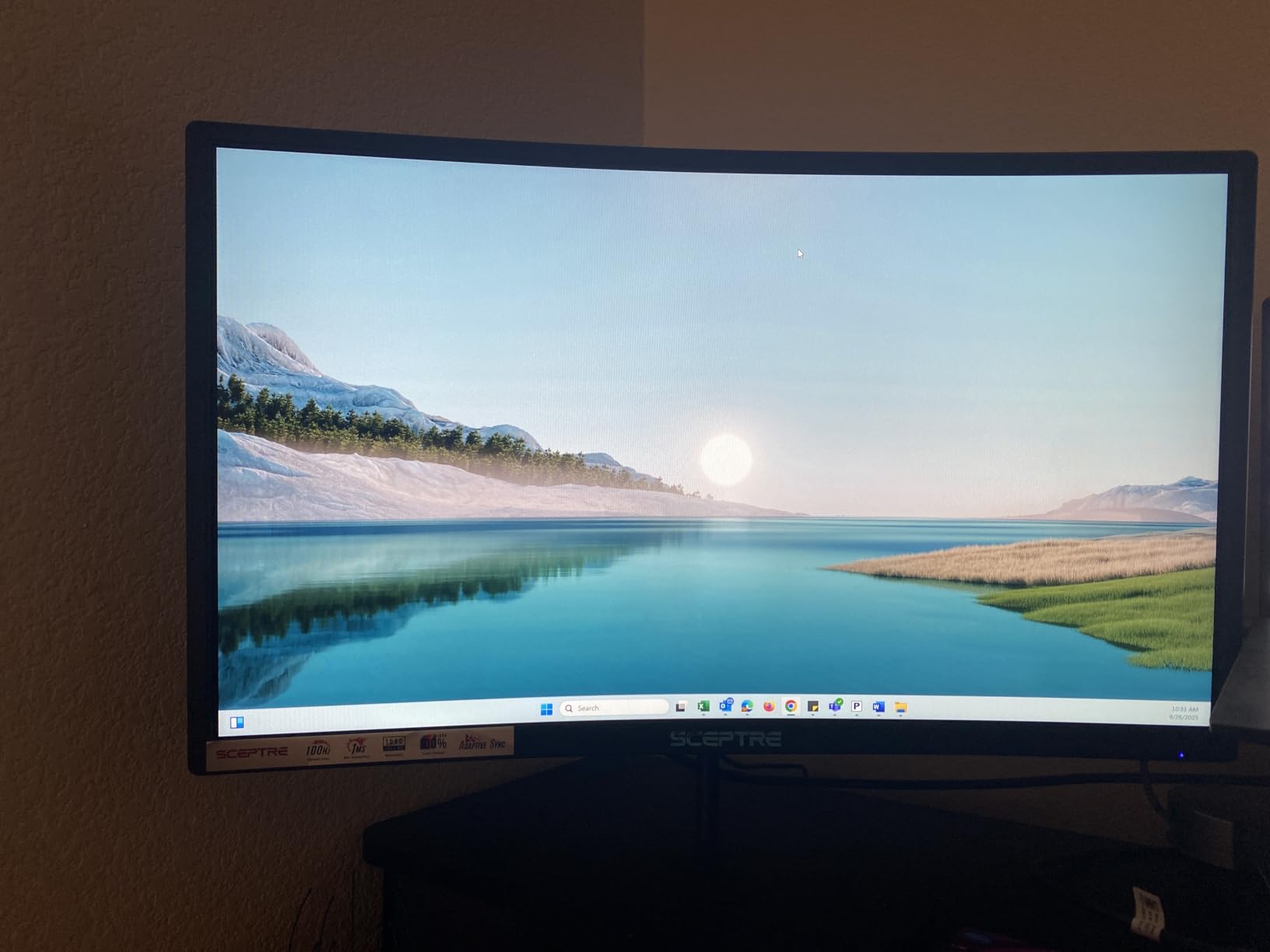 Sceptre New Curved 27-inch Gaming Monitor 1500R 100Hz HDMI X2 DisplayPort 1ms 100% sRGB, Build-in Speakers Machine Black 2025 (C275W-FW100T Series) Customer Review Sceptre New Curved 27-inch Gaming Monitor 1500R 100Hz HDMI X2 DisplayPort 1ms 100% sRGB, Build-in Speakers Machine Black 2025 (C275W-FW100T Series) - Customer Photo 1