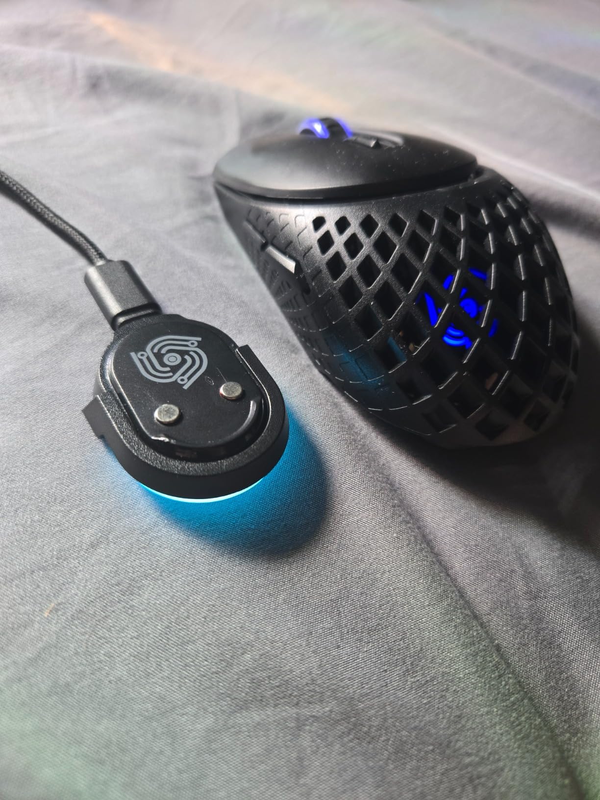 Wireless Mouse with Magnetic Charging Dock, Tri-Mode (Bluetooth/2.4G/Wired), Lightweight Mouse, Honeycomb Shell, RGB Lighting – Compatible with PC, Laptop, Computer (Black) Customer Review Wireless Mouse with Magnetic Charging Dock, Tri-Mode (Bluetooth/2.4G/Wired), Lightweight Mouse, Honeycomb Shell, RGB Lighting – Compatible with PC, Laptop, Computer (Black) - Customer Photo 1