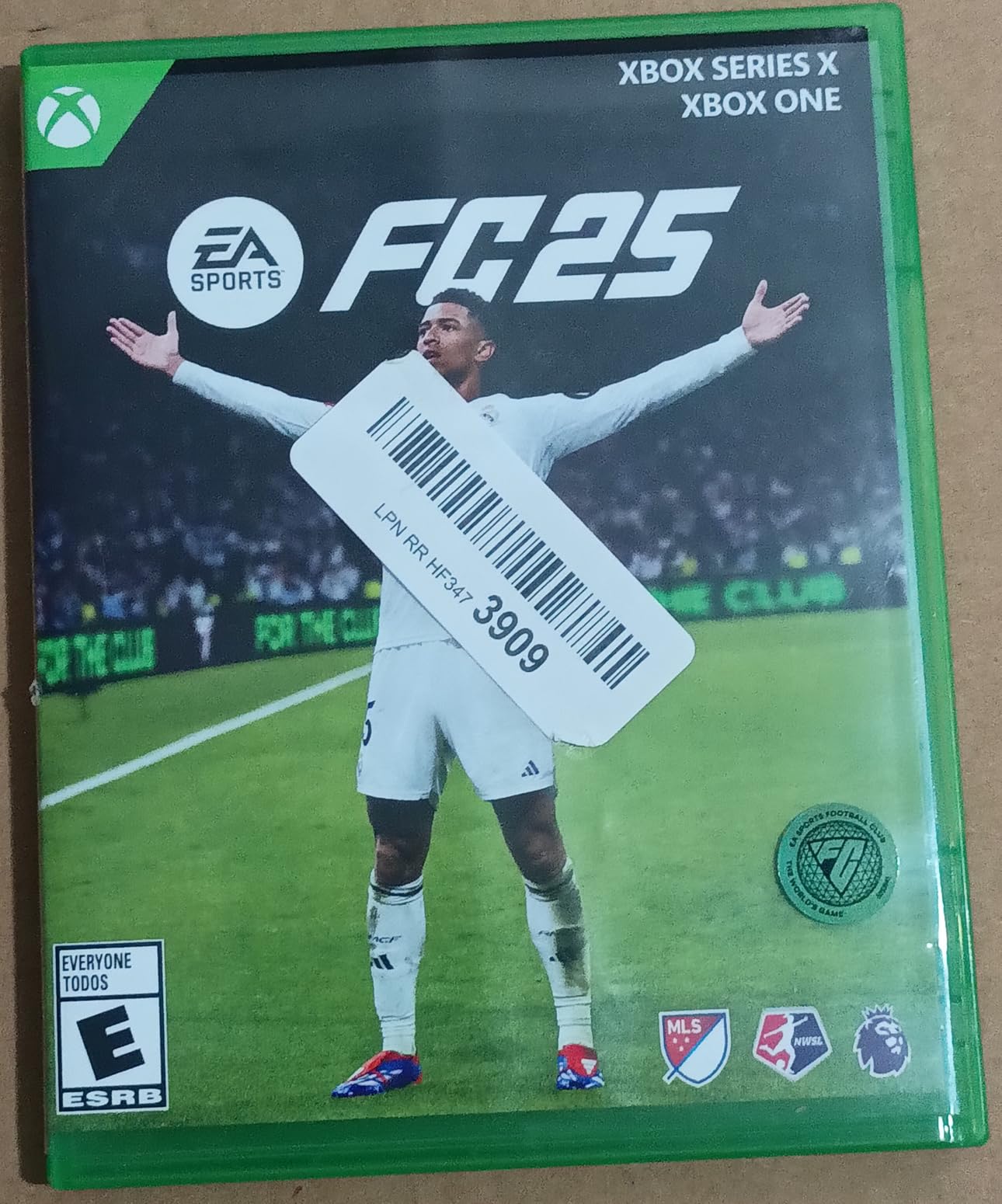 EA SPORTS FC 25 - Xbox Series X - Customer Photo 2
