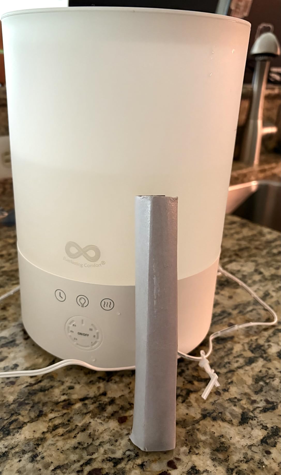 Everlasting Comfort 2.5L Top Fill Humidifiers for Bedroom, 2.5L - Quiet Easy to Fill & Clean, 24HR Runtime, Night Lights, Timer, Ultrasonic Cool Mist Humidifier, Auto Shut-Off, Essential Oil Diffuser - Customer Photo 1