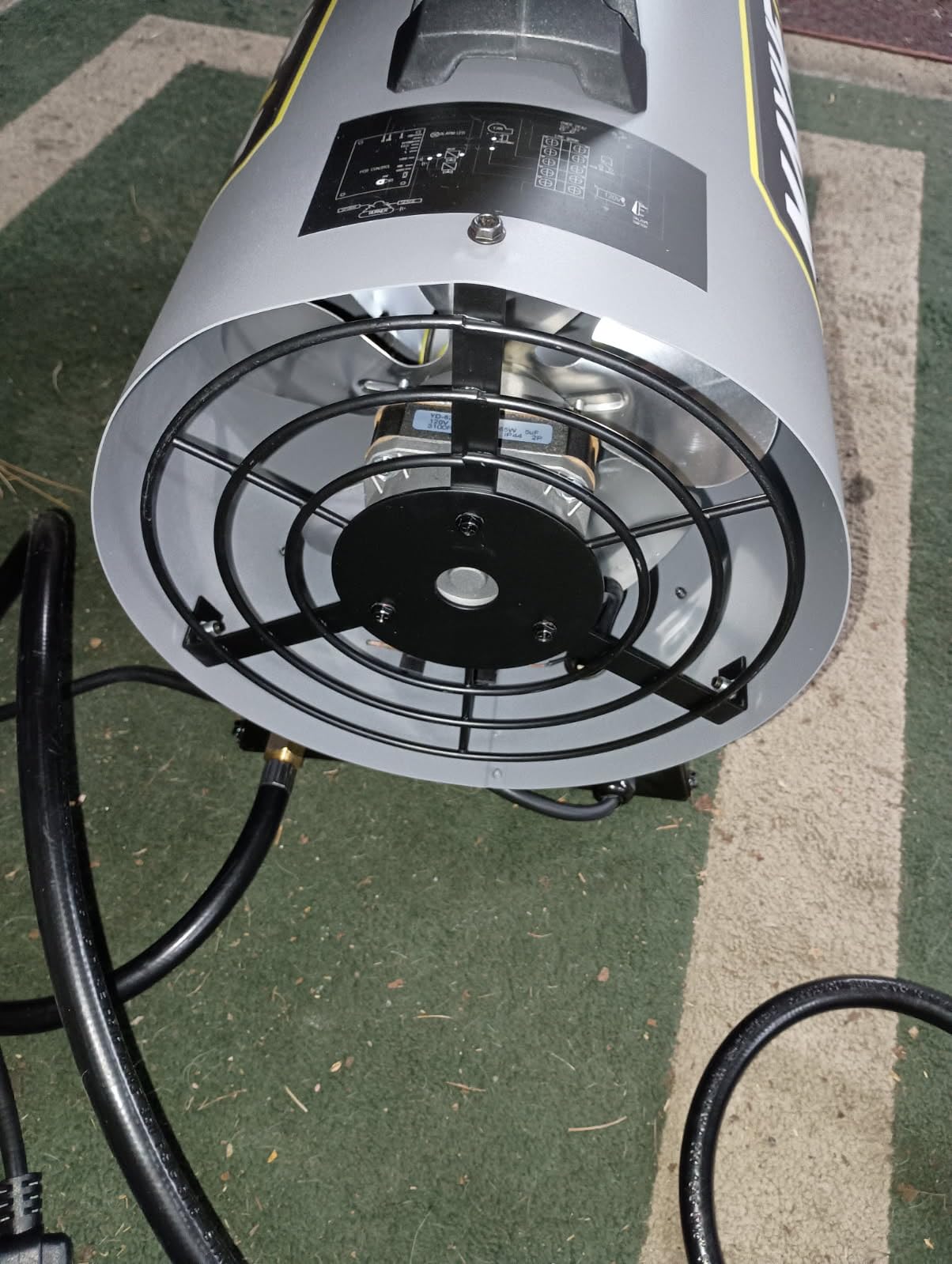 InoKraft Maxheat MH125 125,000 BTU Forced Air Propane Heater, Auto 25-95F On/OFF Control, Portable Garage/Shop Heater for Garages, Job Sites - 10ft Hose - Customer Photo 1