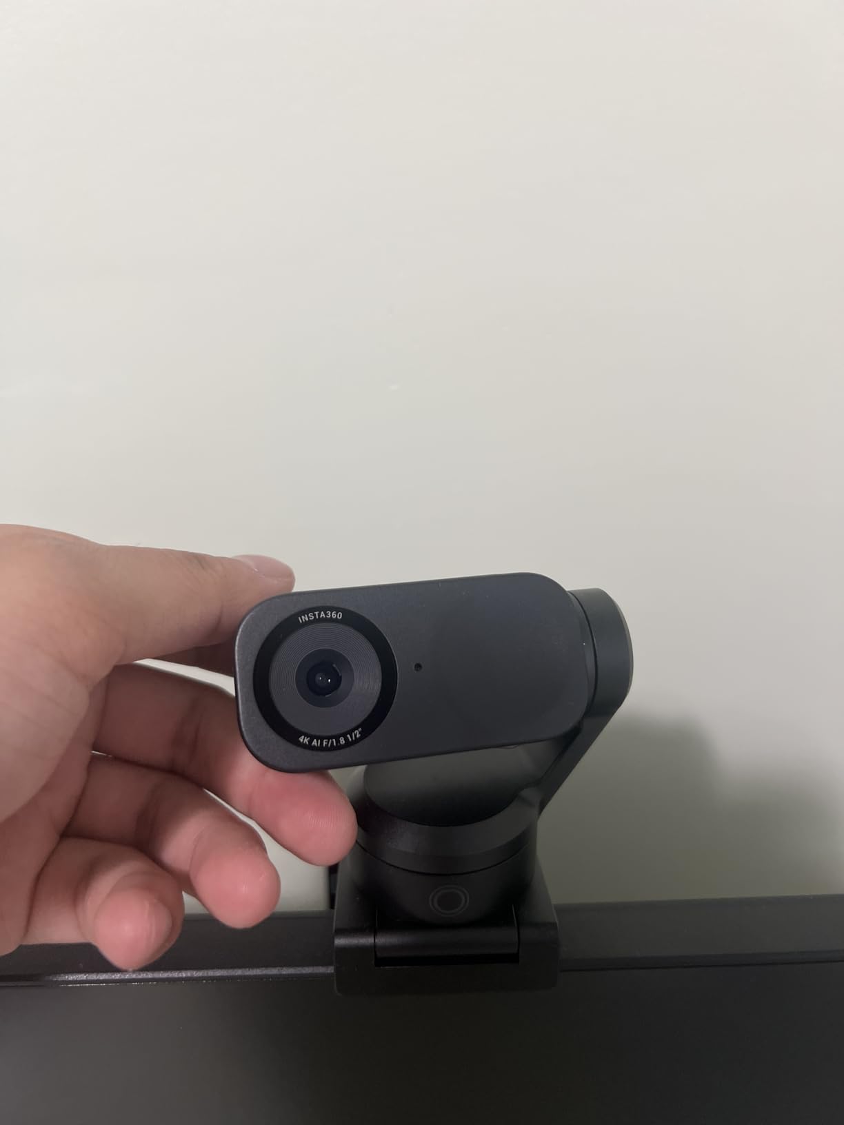 Insta360 Link 2 - PTZ 4K Webcam for PC/Mac, 1/2 Insta360 Link 2 - PTZ 4K Webcam for PC/Mac, 1/2