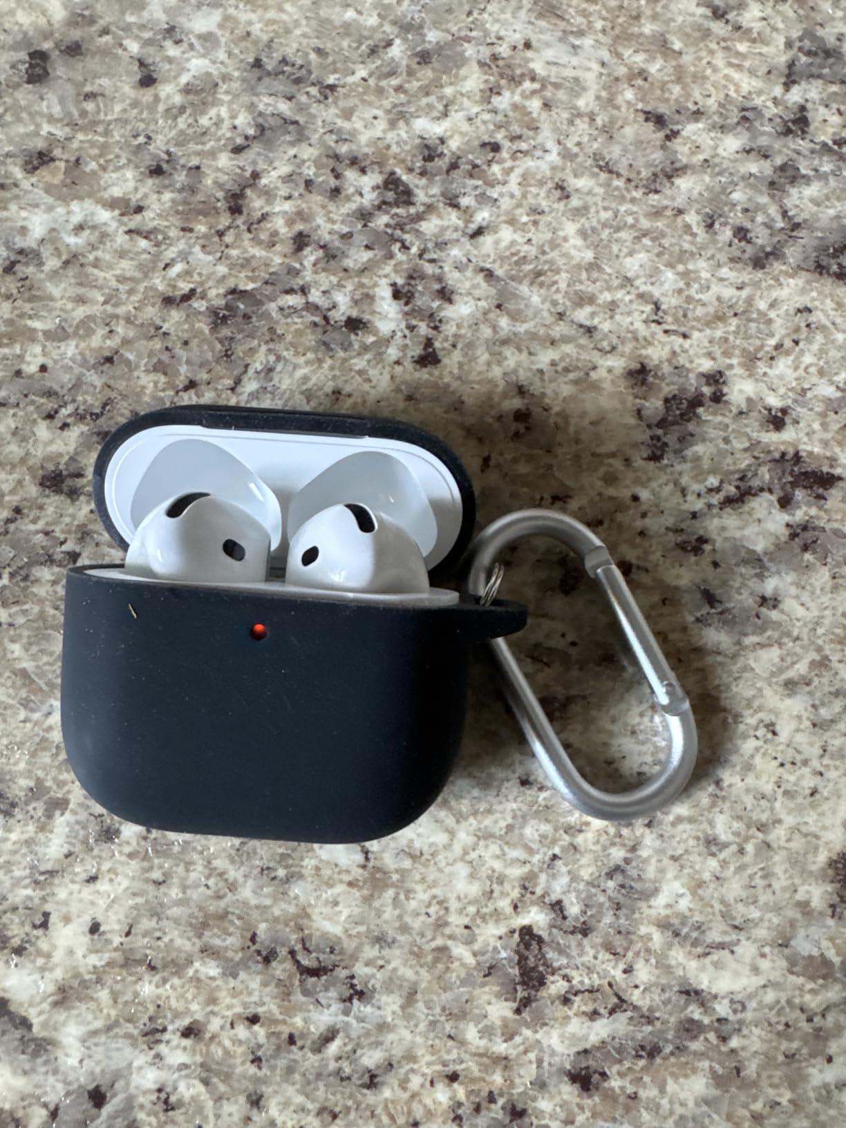 Apple AirPods 4 Wireless Earbuds, Bluetooth Headphones, with Active Noise Cancellation, Adaptive Audio, Transparency Mode, Personalized Spatial Audio, USB-C Charging Case, Wireless Charging, H2 Chip - Customer Photo 1