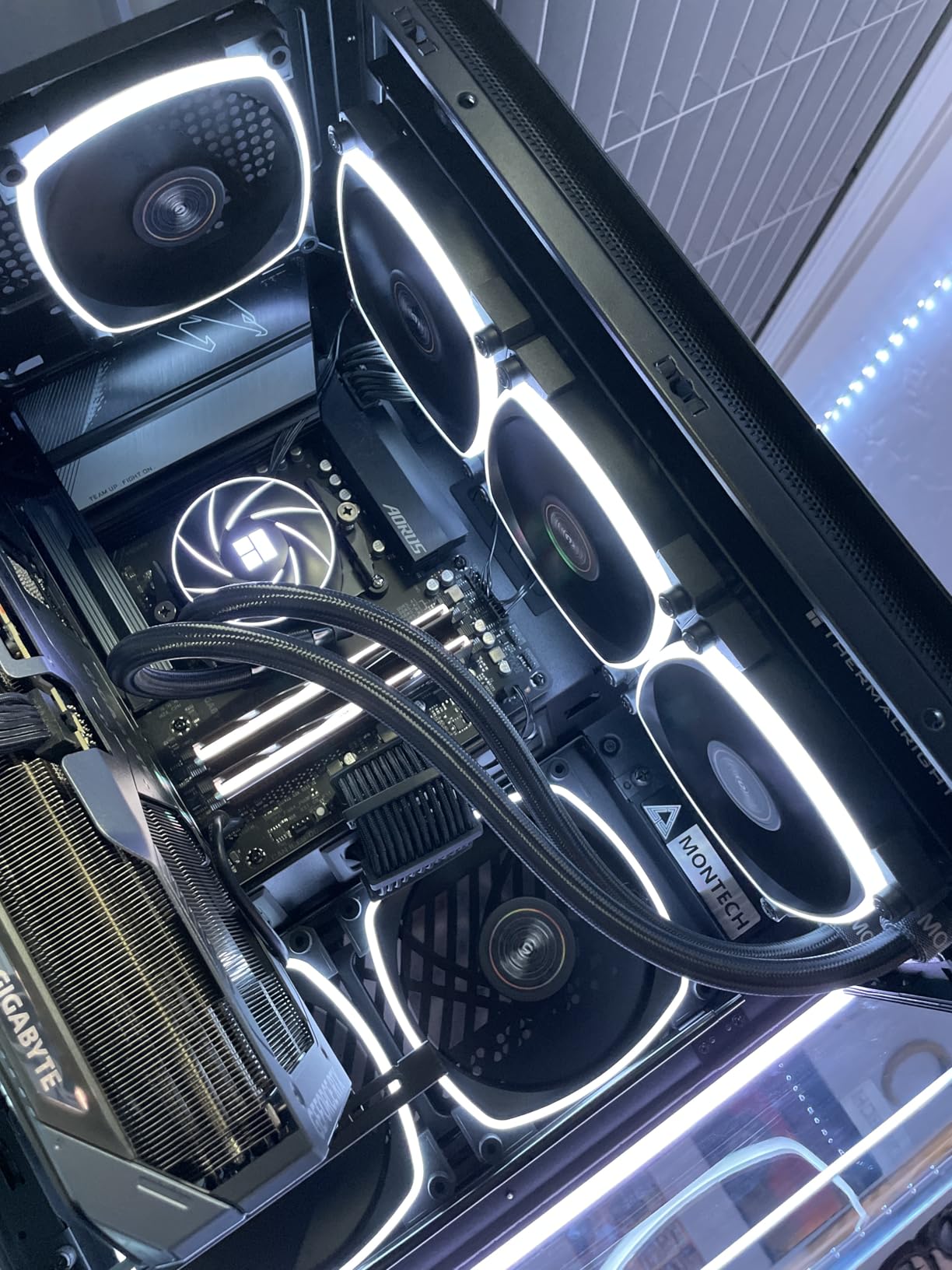 Thermalright Aqua Elite 360 ARGB Liquid CPU Cooler, 360 AIO Cooling Row Size, 3 x 120mm PWM Fans, Computer CPU Cooler,for AMD:AM4/AM5, Intel LGA1851/1150/1151/1200/2011/ 1700 Customer Review Thermalright Aqua Elite 360 ARGB Liquid CPU Cooler, 360 AIO Cooling Row Size, 3 x 120mm PWM Fans, Computer CPU Cooler,for AMD:AM4/AM5, Intel LGA1851/1150/1151/1200/2011/ 1700 - Customer Photo 3