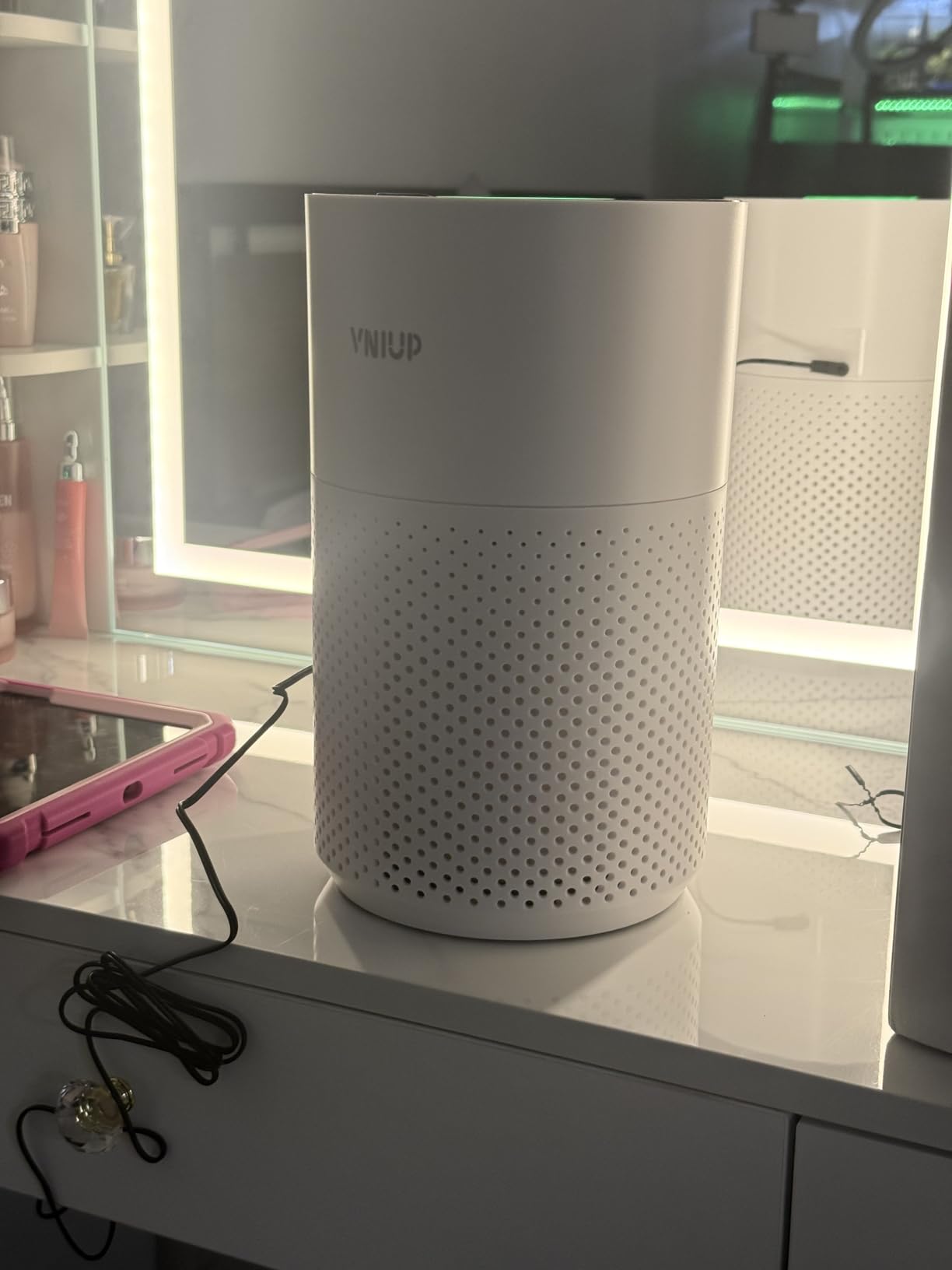 Air Purifiers for Bedroom Home up to 1000 ft², Vniup H14 True HEPA Room Air Purifiers for Bedroom, with Fragrance Function Sleep Mode& Light Mode Air Cleaner for Pet Dander Odor Dust Smoke Customer Review Air Purifiers for Bedroom Home up to 1000 ft², Vniup H14 True HEPA Room Air Purifiers for Bedroom, with Fragrance Function Sleep Mode& Light Mode Air Cleaner for Pet Dander Odor Dust Smoke - Customer Photo 2