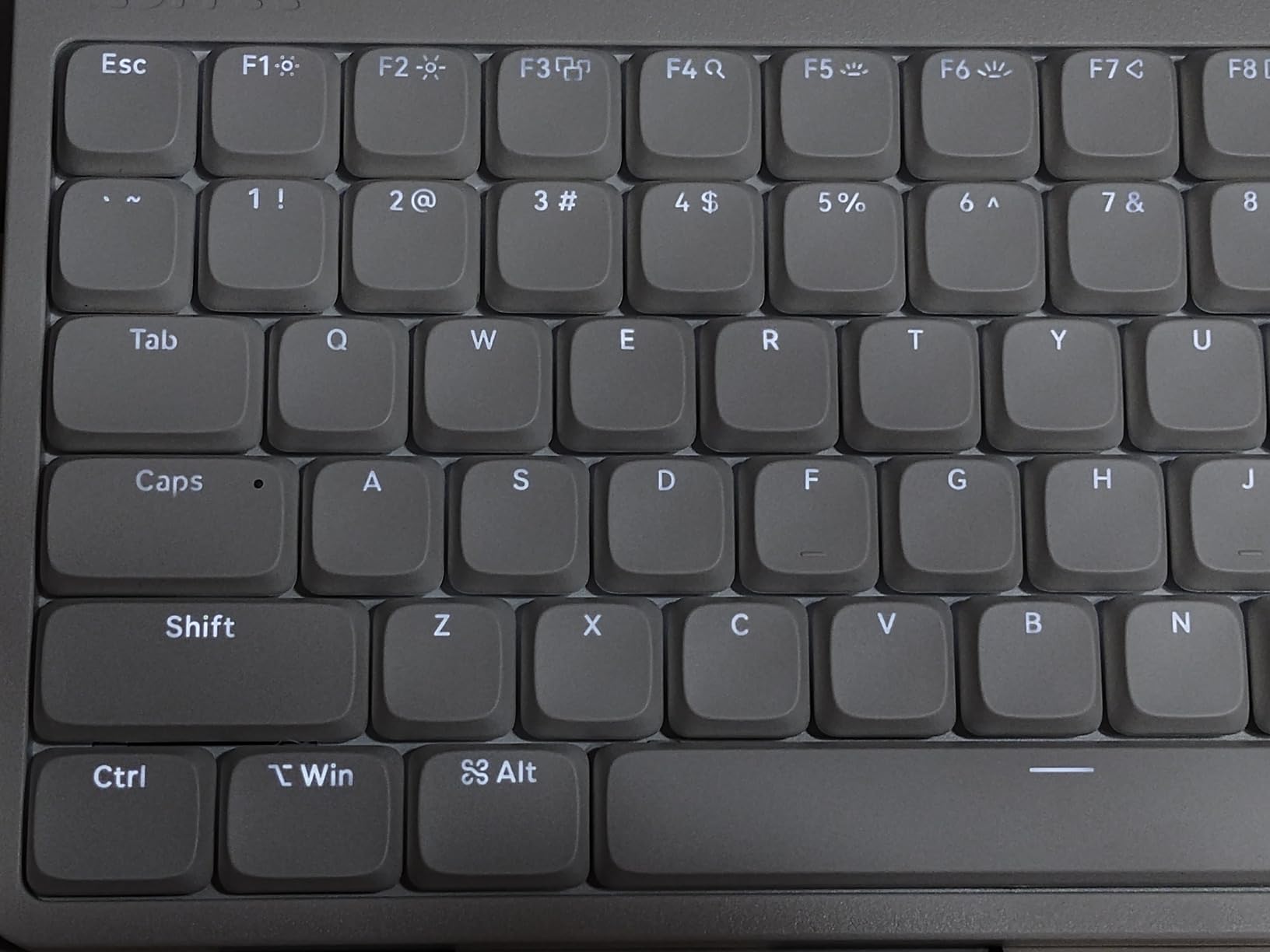 Flow Lite 100 Keys Low Profile Mechanical Keyboard, Swappable Rechargeable Wireless Keyboard with 2.4G Receiver, Bluetooth and Wired Connection for Windows, Mac/Spector Linear Switches (Marble) Customer Review Flow Lite 100 Keys Low Profile Mechanical Keyboard, Swappable Rechargeable Wireless Keyboard with 2.4G Receiver, Bluetooth and Wired Connection for Windows, Mac/Spector Linear Switches (Marble) - Customer Photo 3