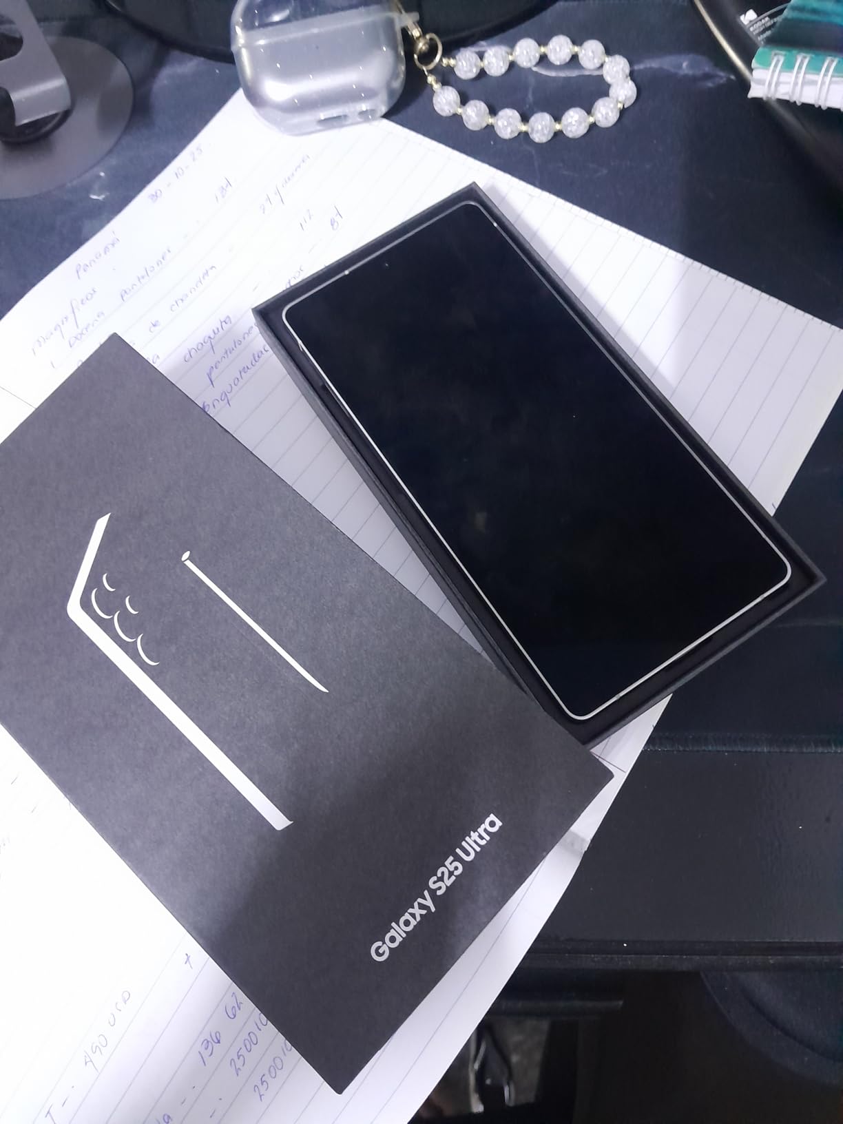 SAMSUNG Galaxy S25 Ultra, 512GB Smartphone, Unlocked Android, AI Night Mode Camera, Snapdragon 8 Elite Fast Processor, 5000mAh Battery, Built-in S Pen, 2025, US 1 Yr Warranty, Titanium Black Customer Review SAMSUNG Galaxy S25 Ultra, 512GB Smartphone, Unlocked Android, AI Night Mode Camera, Snapdragon 8 Elite Fast Processor, 5000mAh Battery, Built-in S Pen, 2025, US 1 Yr Warranty, Titanium Black - Customer Photo 3