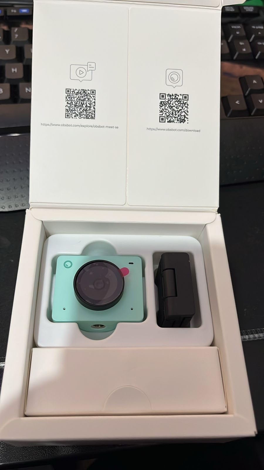 OBSBOT Meet SE 1080P 100FPS Webcam for PC, AI Framing Streaming Camera with 1/2.8 OBSBOT Meet SE 1080P 100FPS Webcam for PC, AI Framing Streaming Camera with 1/2.8