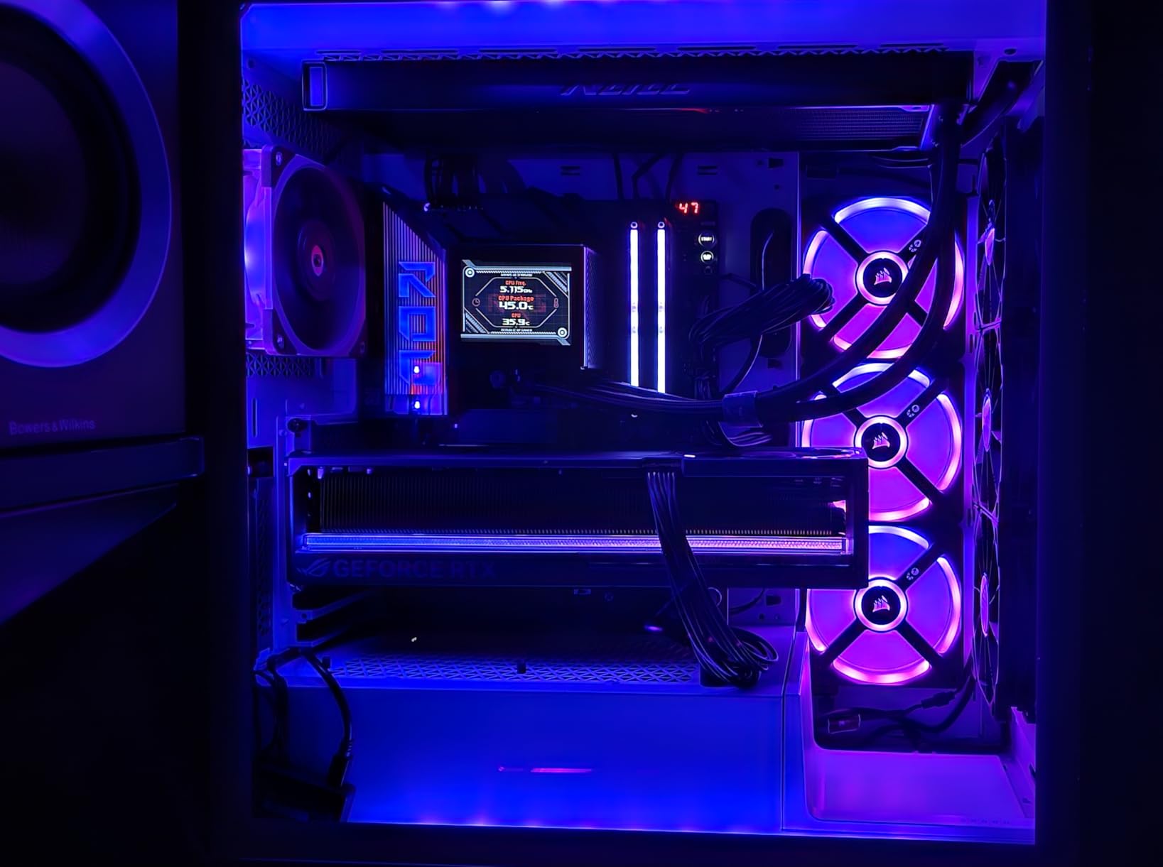 ASUS TUF Gaming GeForce RTX™ 5080 16GB GDDR7 OC Edition Gaming Graphics Card (PCIe® 5.0, HDMI®/DP 2.1, 3.6-Slot, Military-Grade Components, Protective PCB Coating, axial-tech Fans, Vapor Chamber) Customer Review ASUS TUF Gaming GeForce RTX™ 5080 16GB GDDR7 OC Edition Gaming Graphics Card (PCIe® 5.0, HDMI®/DP 2.1, 3.6-Slot, Military-Grade Components, Protective PCB Coating, axial-tech Fans, Vapor Chamber) - Customer Photo 4