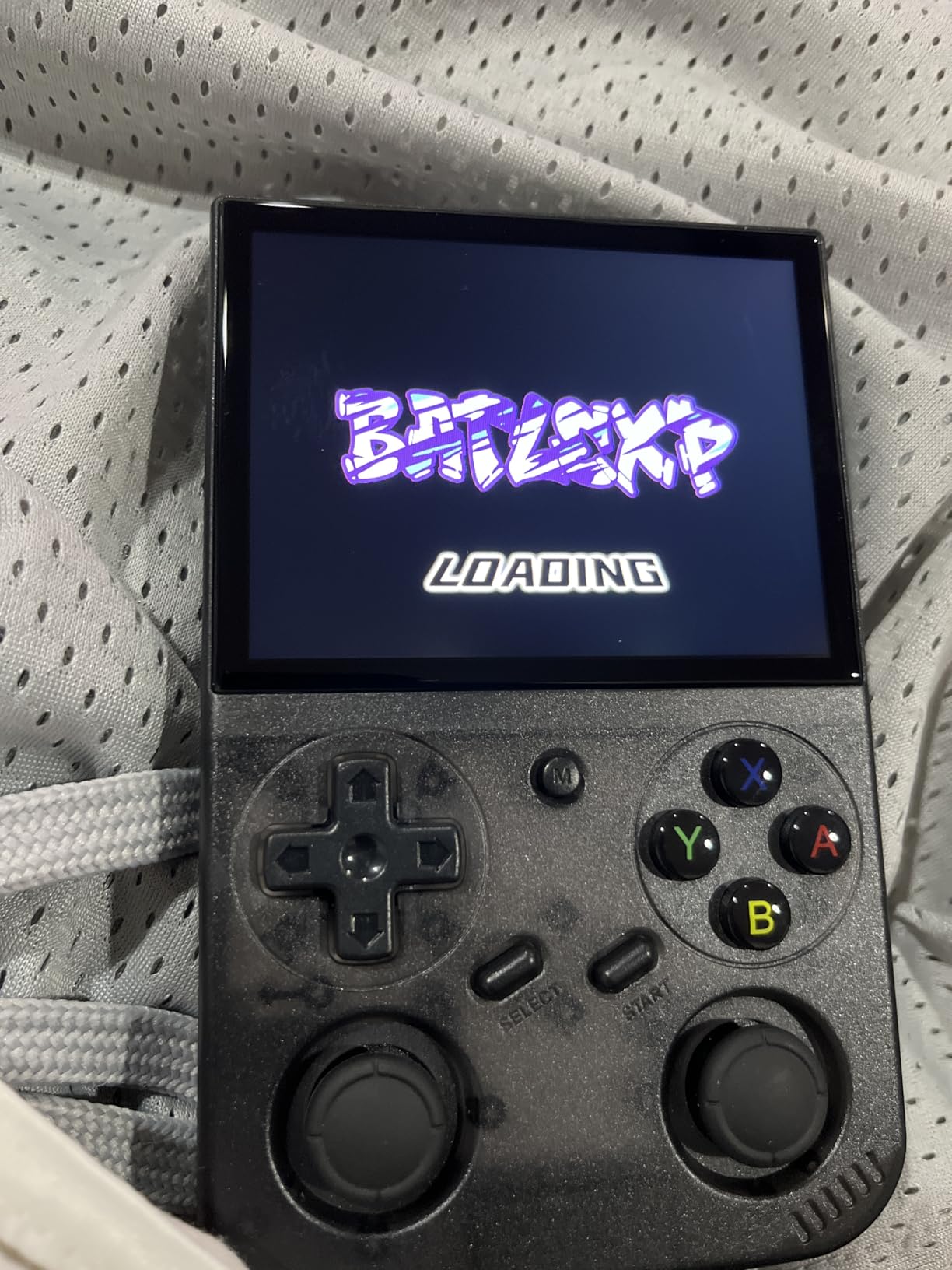G350 Retro Handheld Game Console , G350 Retro Gaming Console 3.5'' IPS Screen Linux System Built-in 64G TF Card 20+Emulators Pre-Installed 4371 Games Retro Game Console with 3200mAh Battery Black - Customer Photo 3