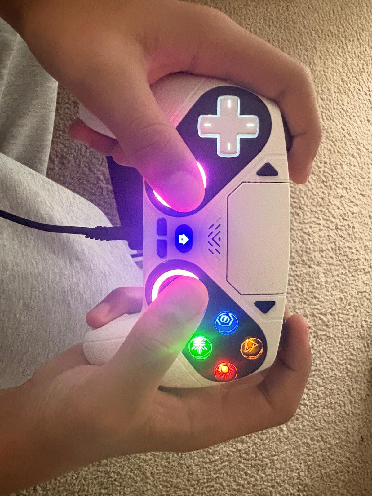 Gamrombo LED Wireless Controller for PS5, Compatible with PS5 Pro/Slim/PC, Dual Vibration, Macro/Turbo Function, 3.5mm Audio Jack, 6-Axis Motion Control Gamepad with Speaker (White) Customer Review Gamrombo LED Wireless Controller for PS5, Compatible with PS5 Pro/Slim/PC, Dual Vibration, Macro/Turbo Function, 3.5mm Audio Jack, 6-Axis Motion Control Gamepad with Speaker (White) - Customer Photo 1