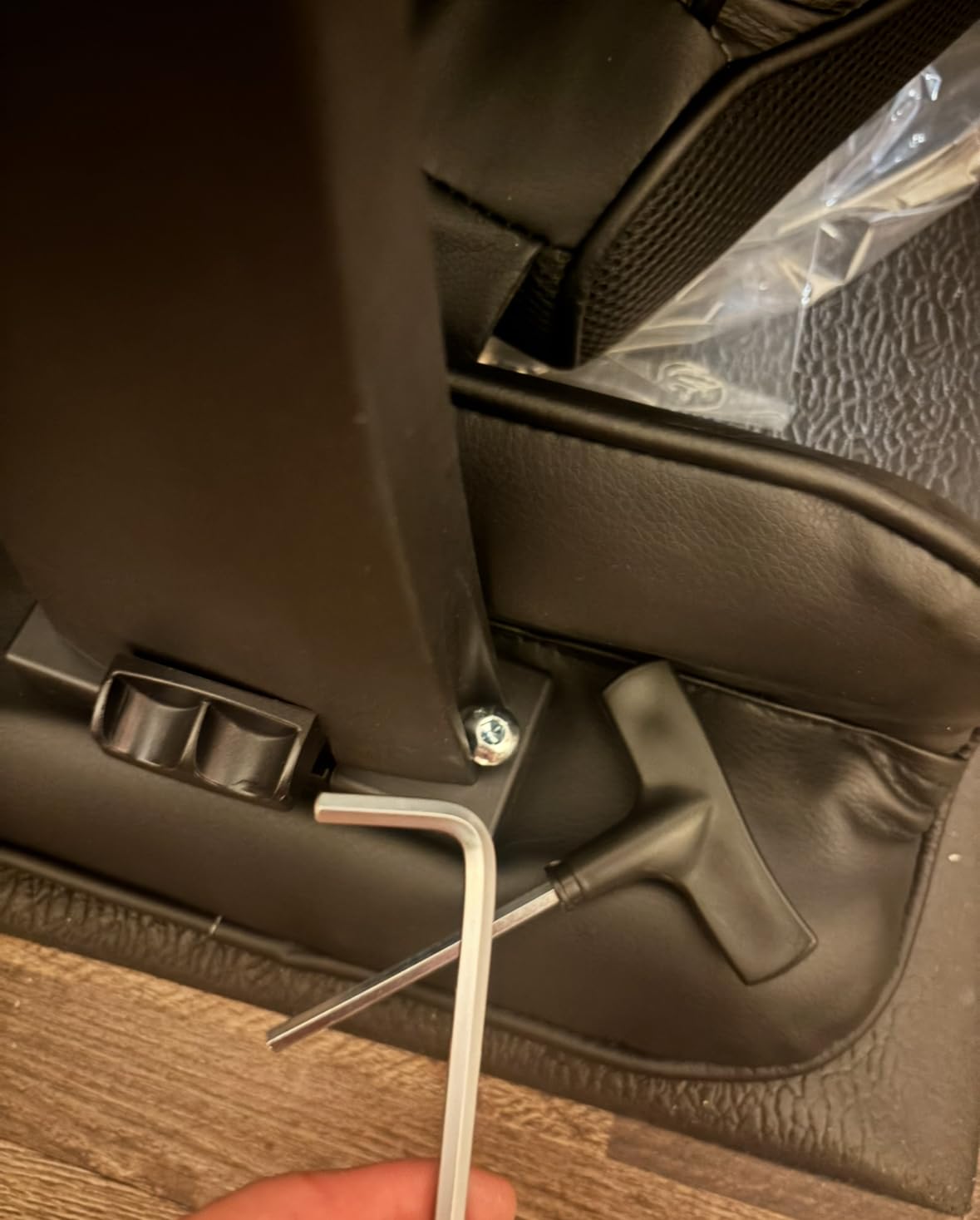 GTRACING Big and Tall Gaming Chair 400lbs Heavy Duty Office Chair with Foot Rest & Ergonomic Pocket Spring Lumbar Support, High Back 3D Saddle Shaped Cushion for Back Pain Relief, Matte-Black Customer Review GTRACING Big and Tall Gaming Chair 400lbs Heavy Duty Office Chair with Foot Rest & Ergonomic Pocket Spring Lumbar Support, High Back 3D Saddle Shaped Cushion for Back Pain Relief, Matte-Black - Customer Photo 2