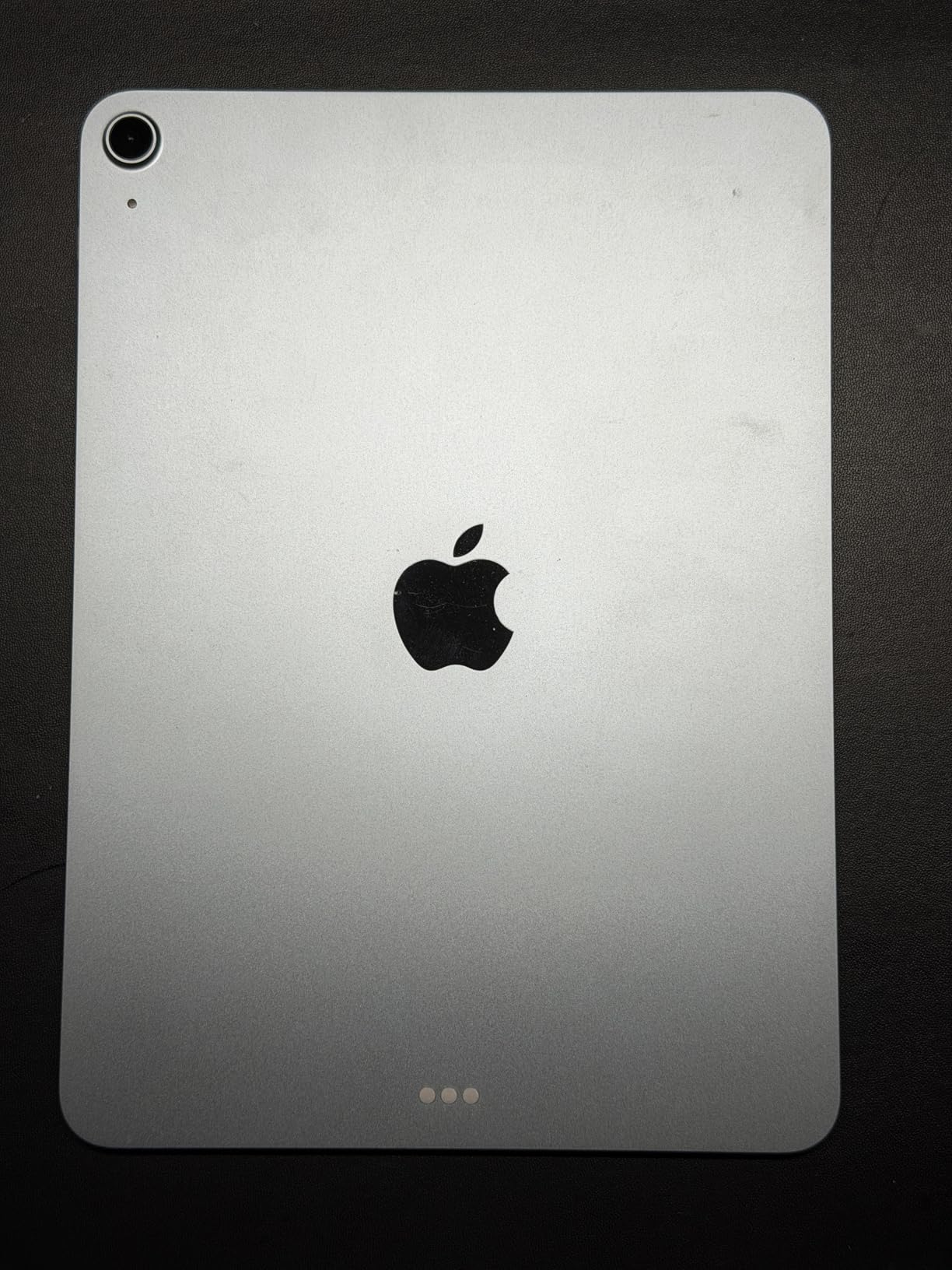 Apple iPad Air 11-inch with M3 chip Built for Apple Intelligence, Liquid Retina Display, 256GB, 12MP Front/Back Camera, Wi-Fi 6E, Touch ID, All-Day Battery Life — Space Gray - Customer Photo 2