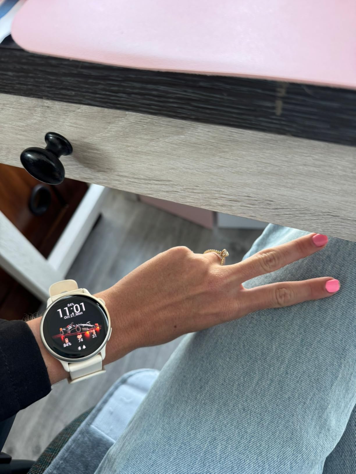 Garmin vívoactive® 6, Health and Fitness GPS Smartwatch, AMOLED Display, Up to 11 Days of Battery, Slate with Black Band Customer Review Garmin vívoactive® 6, Health and Fitness GPS Smartwatch, AMOLED Display, Up to 11 Days of Battery, Slate with Black Band - Customer Photo 3
