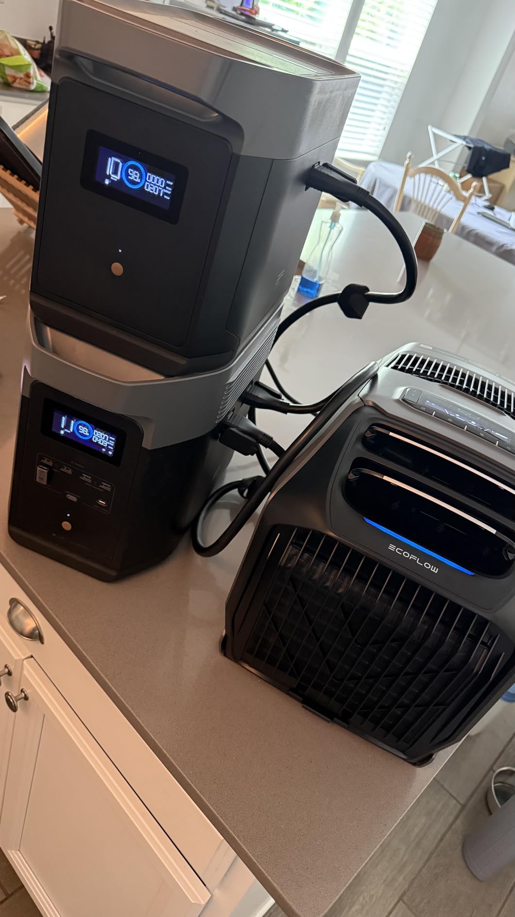 EF ECOFLOW WAVE 3 Portable Air Conditioner with Add-on Battery, 1800W/6100 BTU Cooling and 2000W/6800 BTU Heating, 1000W Fast Charging in 75 mins, 8H Wireless Running, APP Control, for camping, RVs - Customer Photo 1