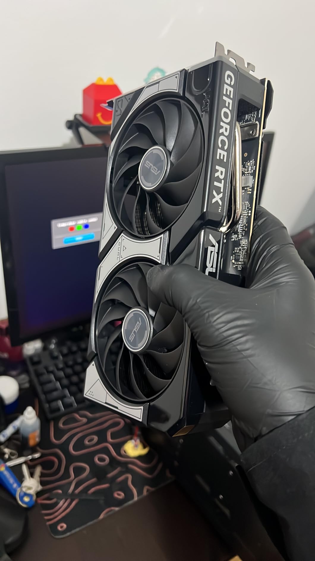 ASUS TUF Gaming GeForce RTX™ 5060 8GB GDDR7 OC Edition Gaming Graphics Card (PCIe® 5.0, HDMI®/DP 2.1, 3.1-Slot, Military-Grade Components, Protective PCB Coating, axial-tech Fans) Customer Review ASUS TUF Gaming GeForce RTX™ 5060 8GB GDDR7 OC Edition Gaming Graphics Card (PCIe® 5.0, HDMI®/DP 2.1, 3.1-Slot, Military-Grade Components, Protective PCB Coating, axial-tech Fans) - Customer Photo 5