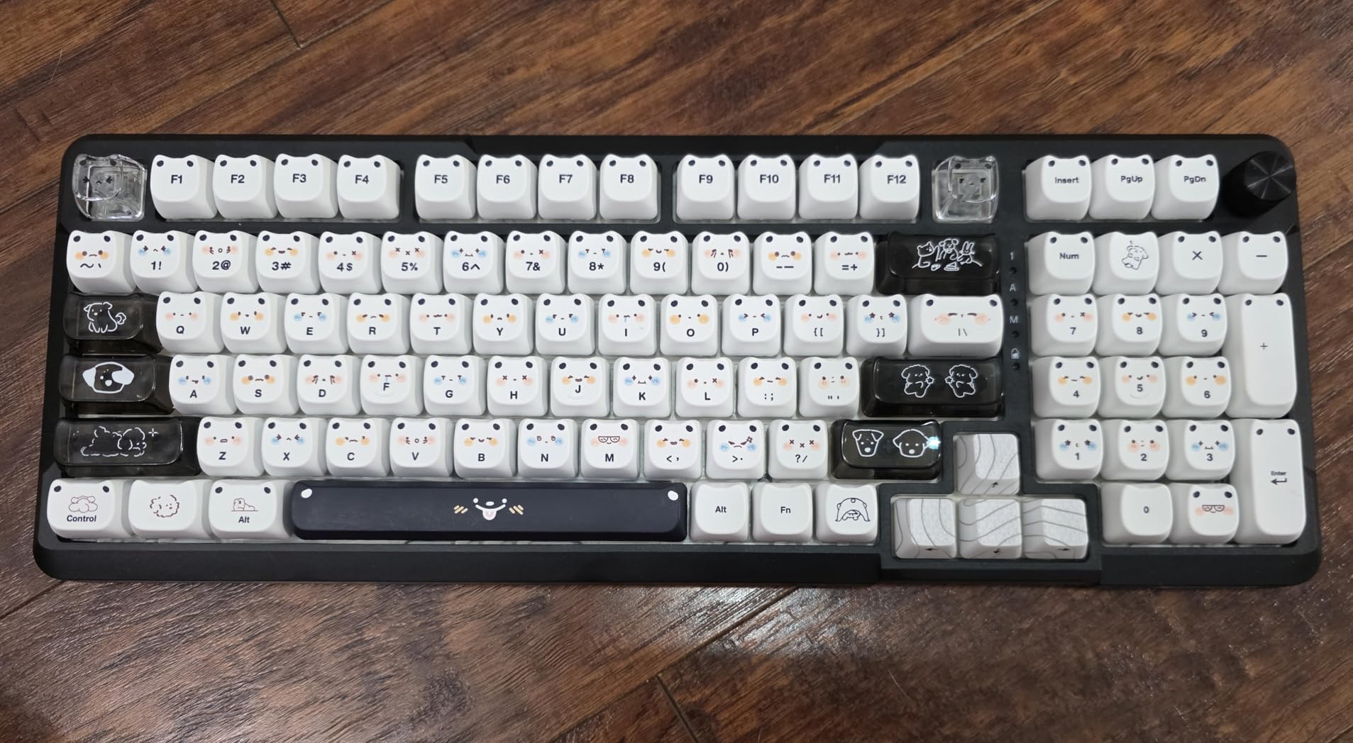 Redragon K742 Wireless Mechanical Gaming Keyboard with Knob, Bluetooth 5.0/2.4GHz/USB C Wired Creamy Keyboard with Number Pad for PC Computer, Hot Swappable RGB Backlits, Custom Linear Switch, Black Customer Review Redragon K742 Wireless Mechanical Gaming Keyboard with Knob, Bluetooth 5.0/2.4GHz/USB C Wired Creamy Keyboard with Number Pad for PC Computer, Hot Swappable RGB Backlits, Custom Linear Switch, Black - Customer Photo 4