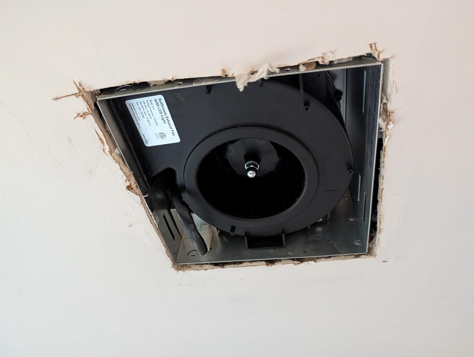 Bathroom Exhaust Fan with Light, 36W Quiet Vent Fan - 160 CFM & 1.0 Sone, 1500lm LED Light (3000K/4000K/5000K) - 5 Brightness Adjustable, 7 RGB Modes & Nightlight, Remote Control, Easy to Install Customer Review Bathroom Exhaust Fan with Light, 36W Quiet Vent Fan - 160 CFM & 1.0 Sone, 1500lm LED Light (3000K/4000K/5000K) - 5 Brightness Adjustable, 7 RGB Modes & Nightlight, Remote Control, Easy to Install - Customer Photo 2