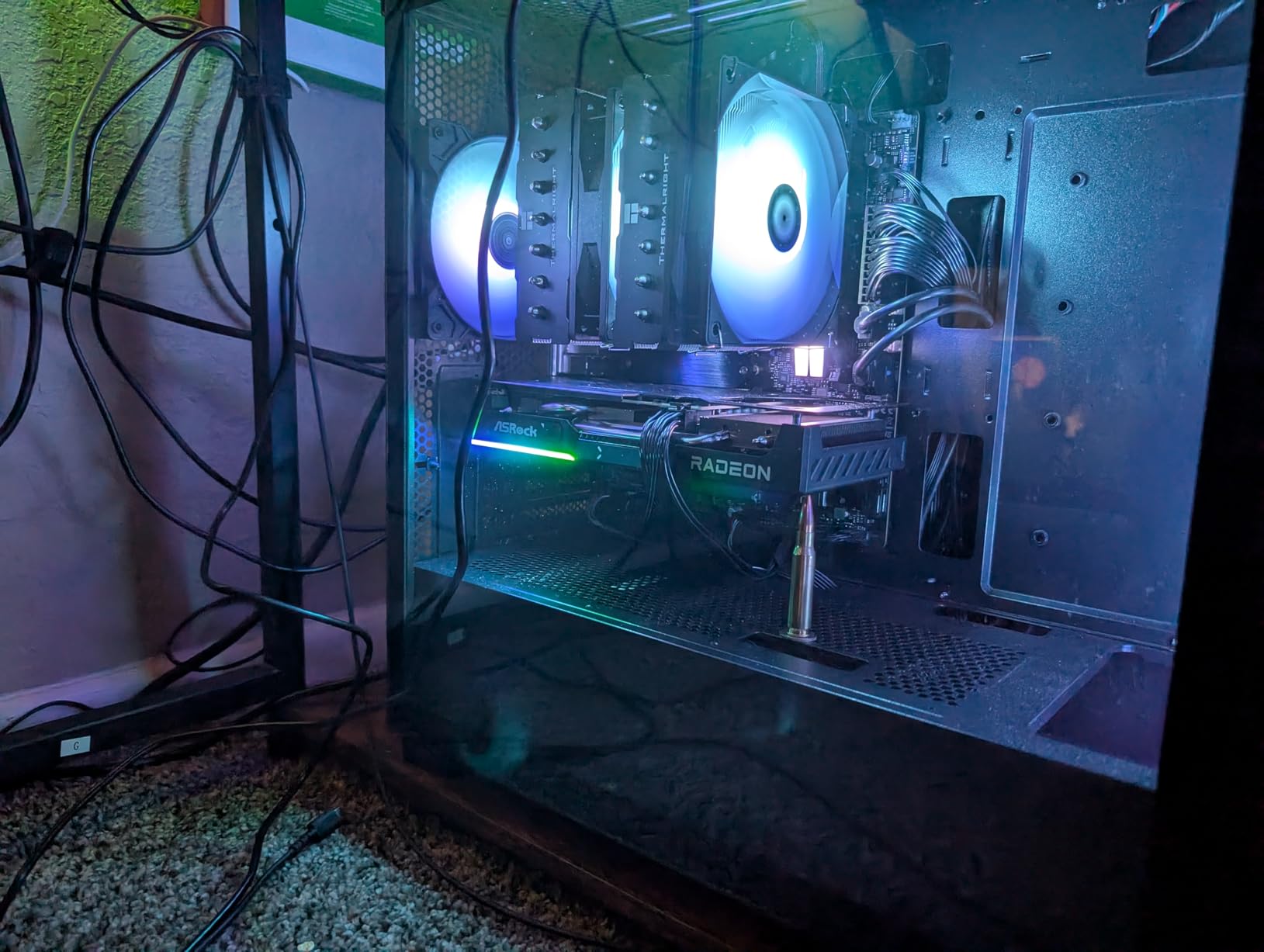 MONTECH X5M - Micro ATX Gaming PC Case, High Airflow, 4x120mm ARGB Fans Pre-Installed, Glass Side Panel, Carbon Fiber Print Accents, Black - Customer Photo 2