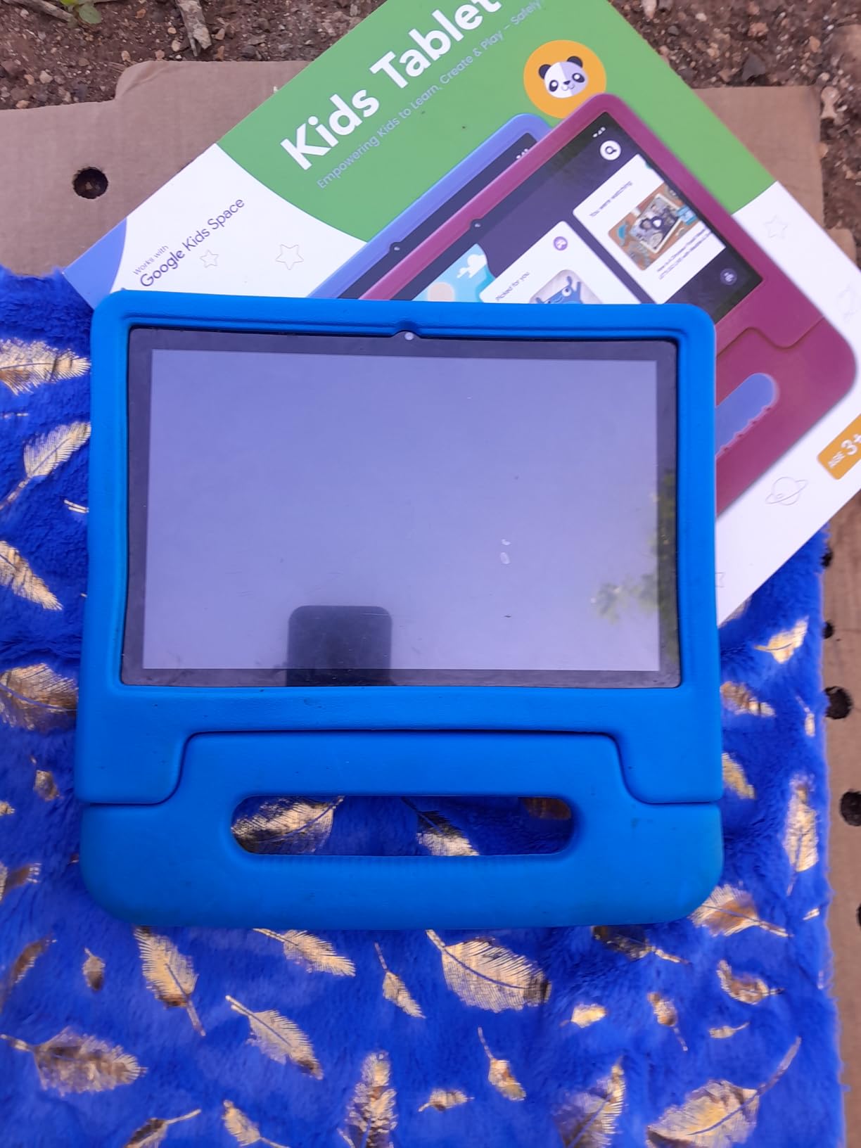 2025 Kids Tablet, 10.1 Inch Android 15 Tablet for Kids, 8+64GB Storage (1TB Expand), Octa-Core, WiFi 6, Pre-Installed Educational Apps, Parental Control, with EVA Protective Case, Eye Protection Mode Customer Review 2025 Kids Tablet, 10.1 Inch Android 15 Tablet for Kids, 8+64GB Storage (1TB Expand), Octa-Core, WiFi 6, Pre-Installed Educational Apps, Parental Control, with EVA Protective Case, Eye Protection Mode - Customer Photo 2