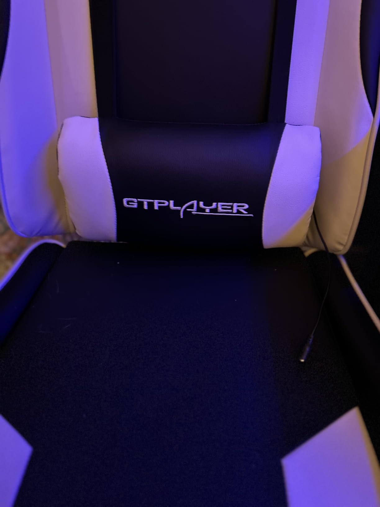 GTPLAYER Gaming Chair, Computer Chair with Footrest and Lumbar Support, Height Adjustable Game Chair with 360°-Swivel Seat and Headrest and for Office or Gaming (Snow White) Customer Review GTPLAYER Gaming Chair, Computer Chair with Footrest and Lumbar Support, Height Adjustable Game Chair with 360°-Swivel Seat and Headrest and for Office or Gaming (Snow White) - Customer Photo 3