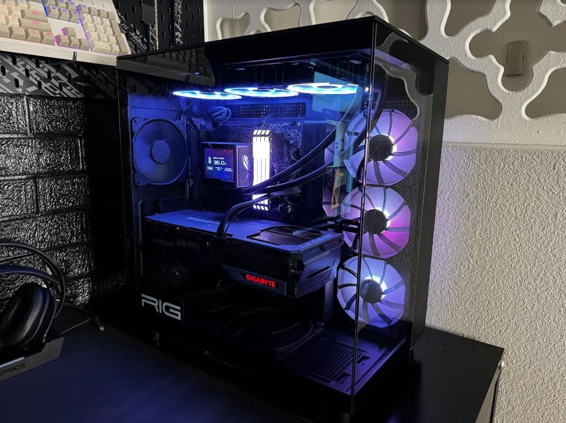 CORSAIR RM1000x ATX 3.1 PCIe 5.1 Ready Fully Modular 1000W Power Supply – Low-Noise, Cybenetics Gold Efficiency, Native 12V-2x6 Connector – Black - Customer Photo 3