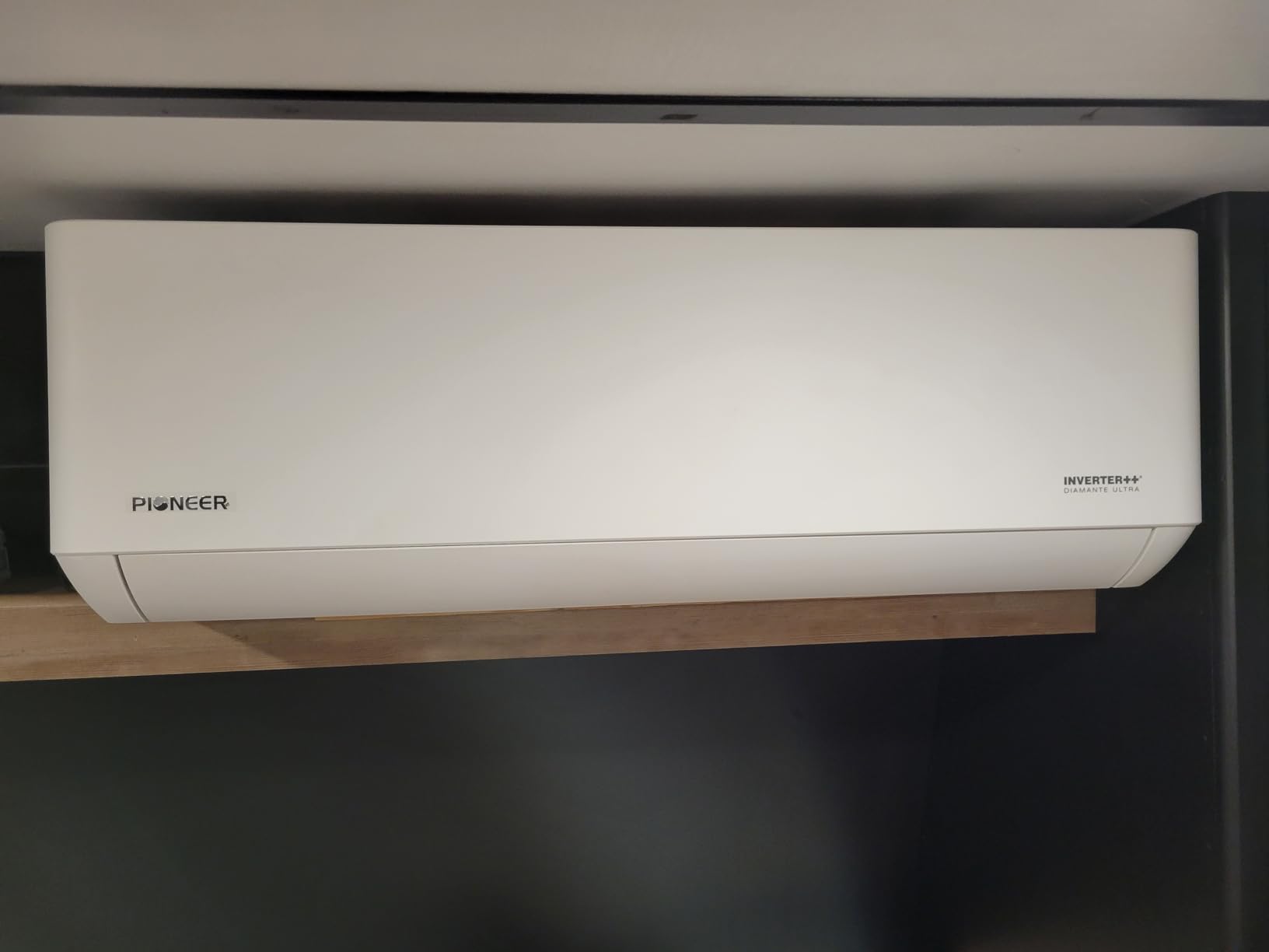 Pioneer® Quantum Ultra™ 12,000 BTU 23 SEER2 115V High-Wall Ductless Energy-Star Mini-Split Air Conditioner Inverter Heat Pump Full Set Customer Review Pioneer® Quantum Ultra™ 12,000 BTU 23 SEER2 115V High-Wall Ductless Energy-Star Mini-Split Air Conditioner Inverter Heat Pump Full Set - Customer Photo 4