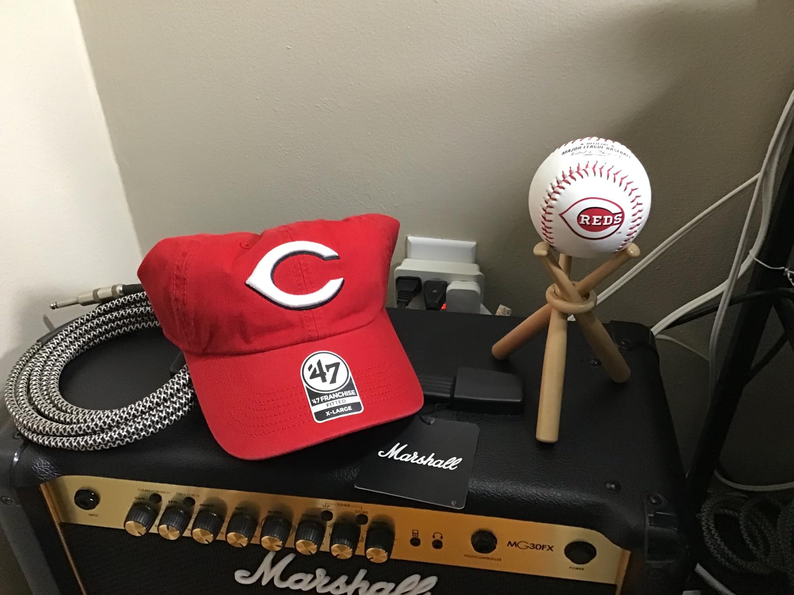 Rawlings | Official 2025 MLB Baseball with Team Logo | All 30 MLB Teams Available Customer Review Rawlings | Official 2025 MLB Baseball with Team Logo | All 30 MLB Teams Available - Customer Photo 2