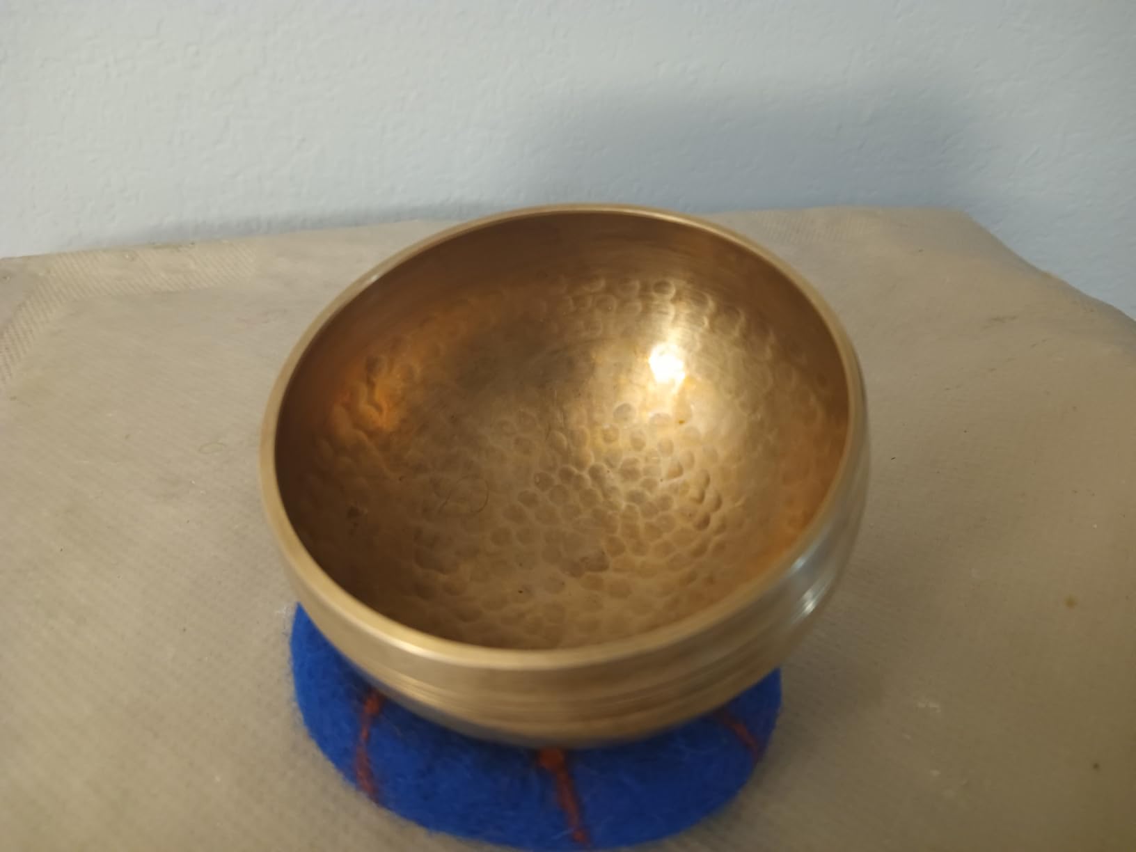 Handcrafted Tibetan Singing Bowl Set – 3.5 Handcrafted Tibetan Singing Bowl Set – 3.5