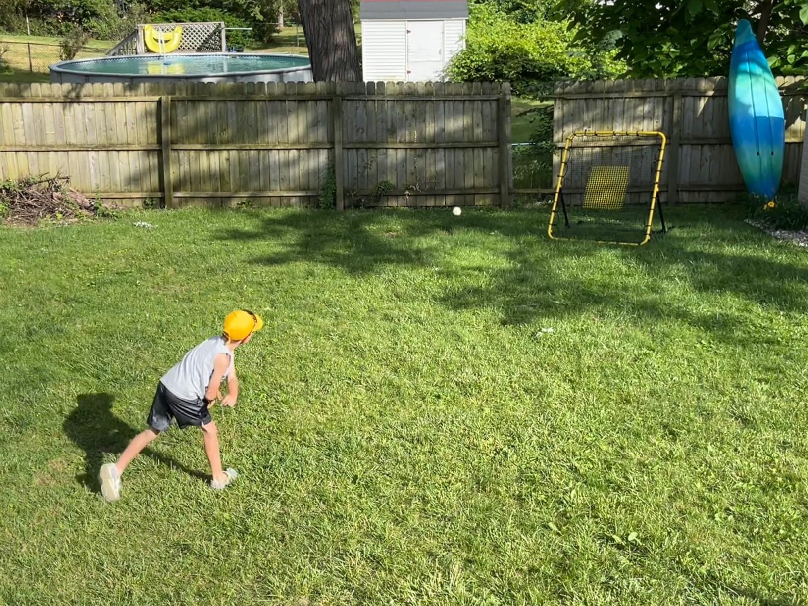 SKLZ Baseball Rebound Net - Durable Pitch-Back Trainer for Enhanced Fielding Practice & Skill Development Customer Review SKLZ Baseball Rebound Net - Durable Pitch-Back Trainer for Enhanced Fielding Practice & Skill Development - Customer Photo 1