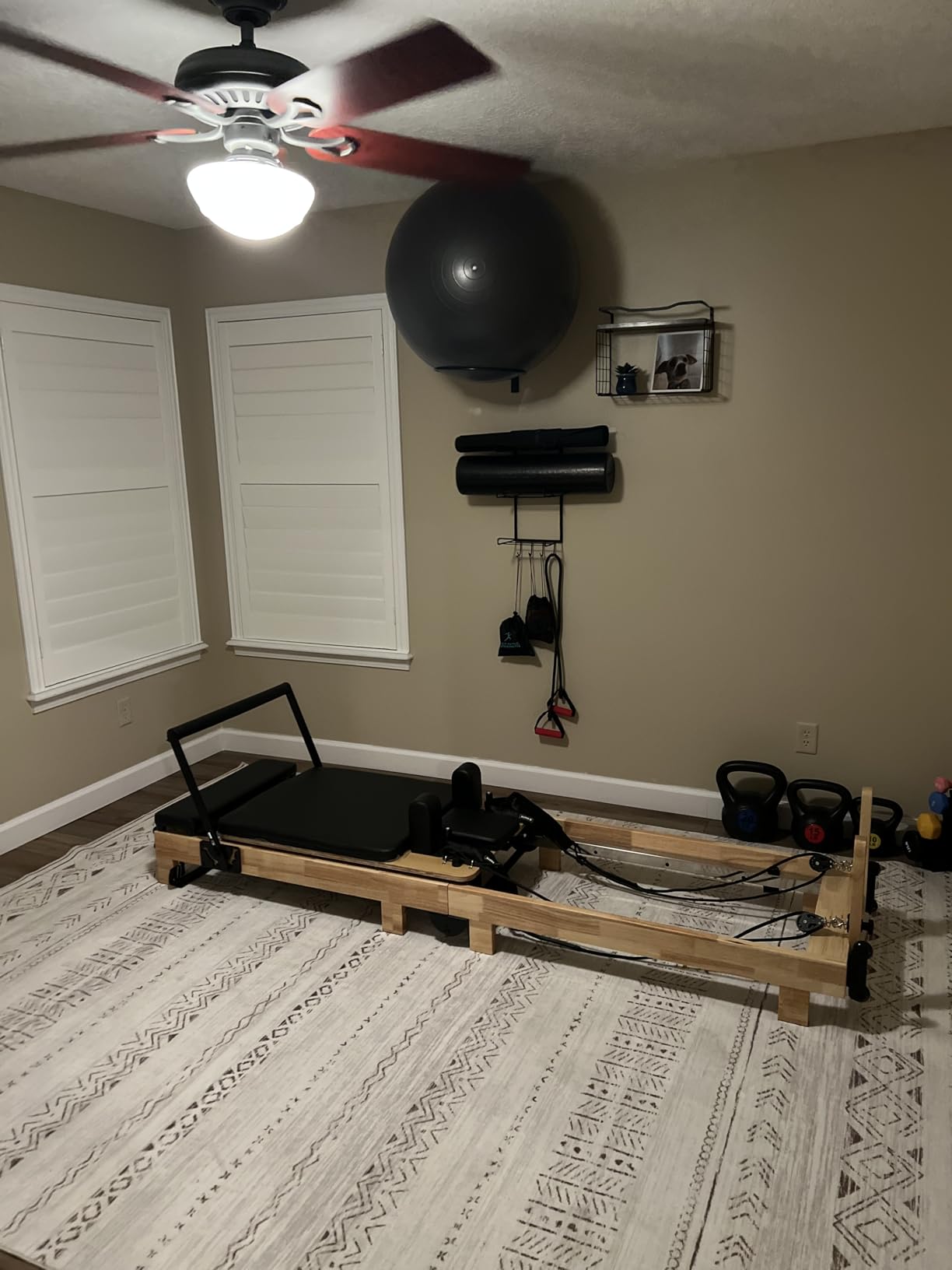 Amazon Basics High Density Foam Roller Customer Review Amazon Basics High Density Foam Roller - Customer Photo 2