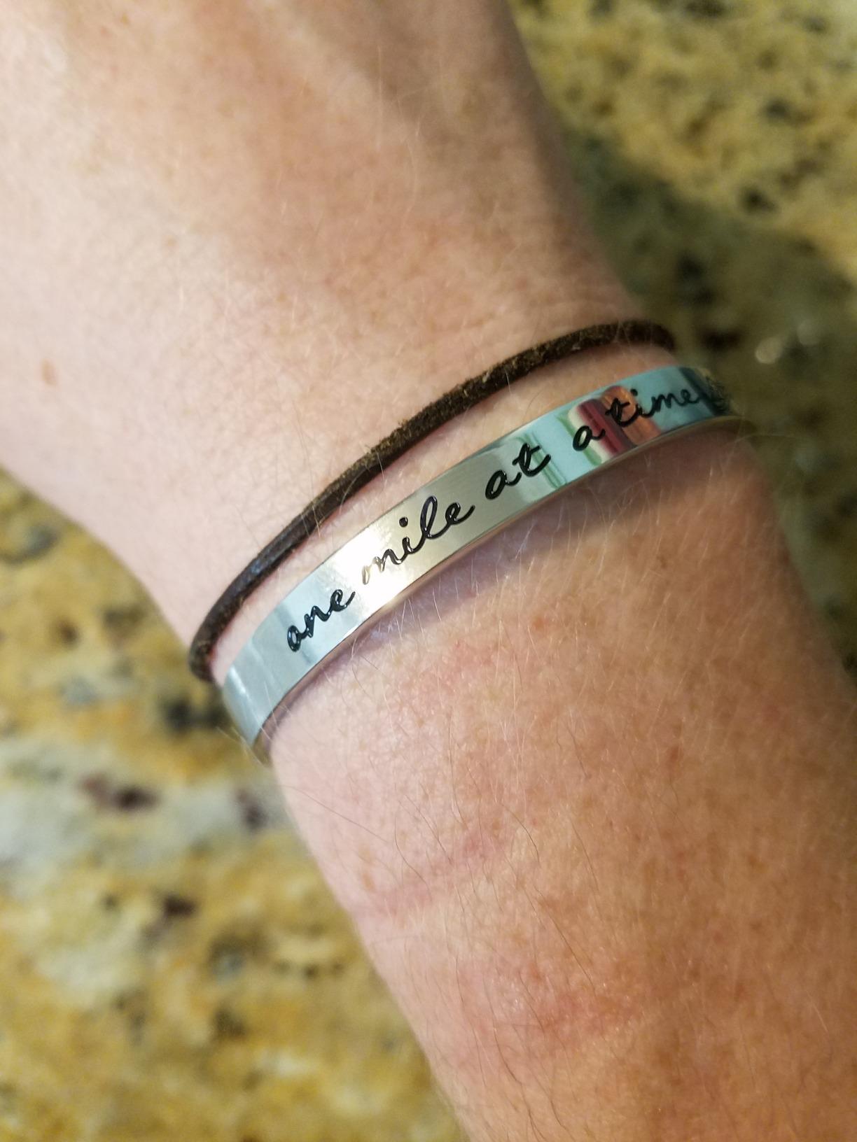 LParkin Marathon Runner's Bracelet - Endurance-Tested Stainless Steel Running Jewelry for Women & Men | Track & Field Gifts with Inspirational Mantra Engraving Customer Review LParkin Marathon Runner's Bracelet - Endurance-Tested Stainless Steel Running Jewelry for Women & Men | Track & Field Gifts with Inspirational Mantra Engraving - Customer Photo 1