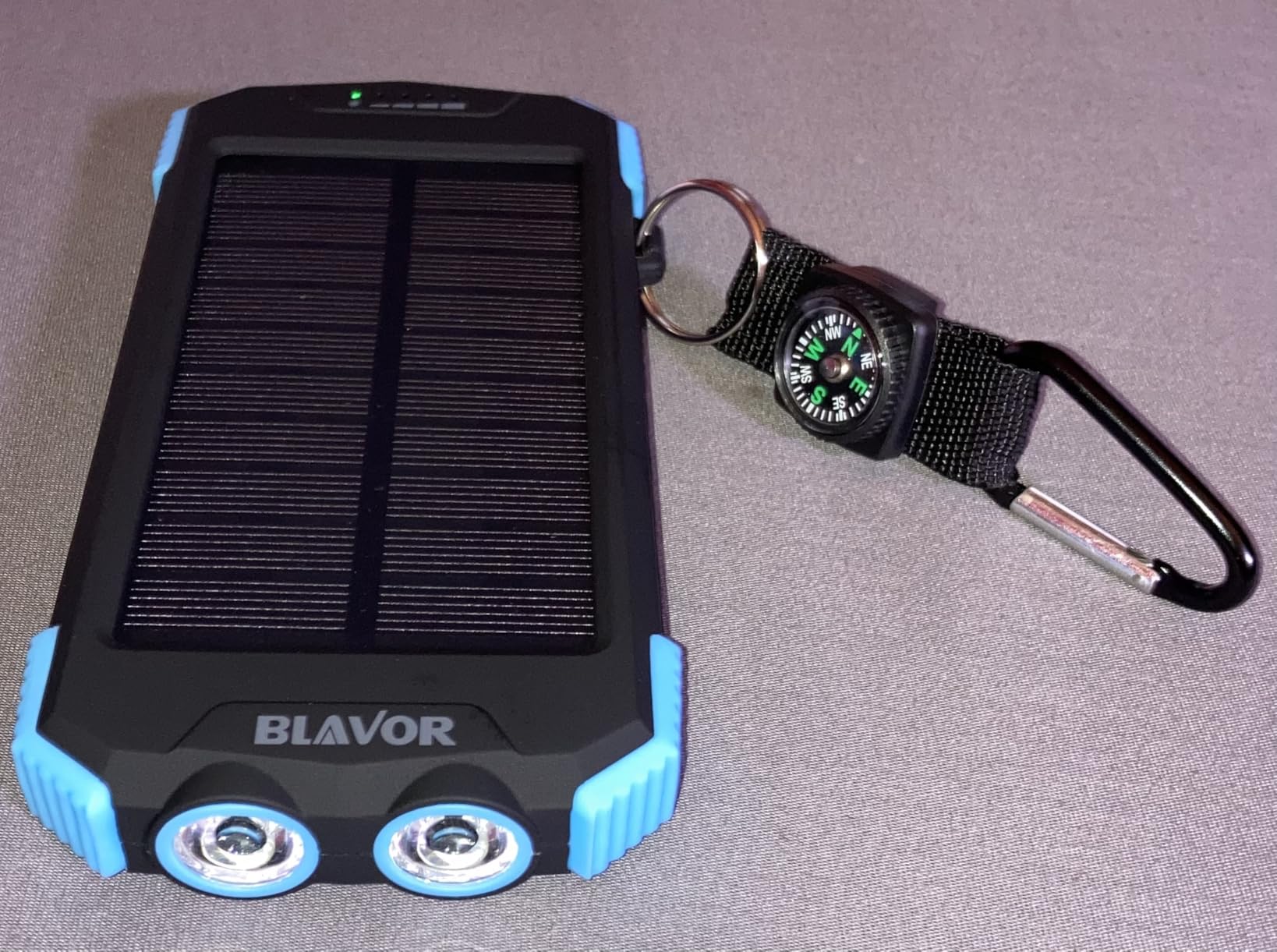 BLAVOR Solar Charger Power Bank 10,000mAh, Portable Wireless Charger, 20W Fast Charging External Battery Pack with USB C for Cell Phones, Solar Panel Charger with Dual Flashlight for Camping Customer Review BLAVOR Solar Charger Power Bank 10,000mAh, Portable Wireless Charger, 20W Fast Charging External Battery Pack with USB C for Cell Phones, Solar Panel Charger with Dual Flashlight for Camping - Customer Photo 1