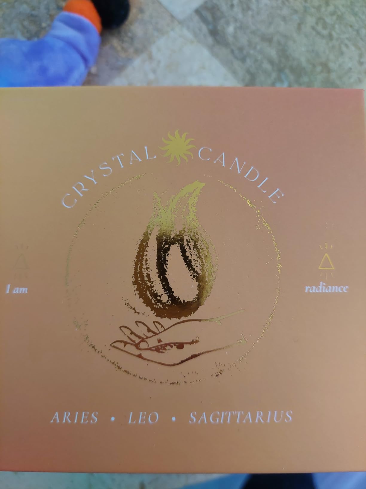 THE MINDFUL COLLECTIVE Capricorn Wood Wick Candle with Crystals - 12oz Soy Wax Candle That Crackle with Healing Stones Customer Review THE MINDFUL COLLECTIVE Capricorn Wood Wick Candle with Crystals - 12oz Soy Wax Candle That Crackle with Healing Stones - Customer Photo 2