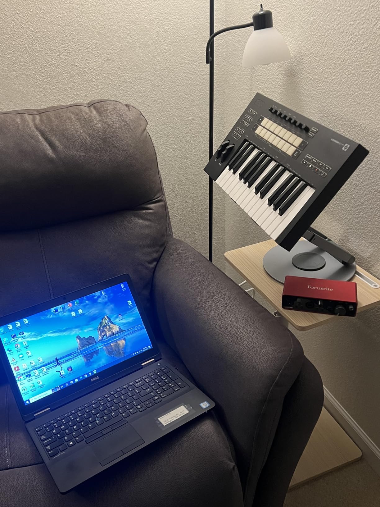 tounee Telescopic Laptop Stand for Desk with 360° Swivel Base, Sit to Stand, Height Adjustable, Portable Riser Holder for Good Posture, Compatible with MacBook Pro, All Laptops 10-17 tounee Telescopic Laptop Stand for Desk with 360° Swivel Base, Sit to Stand, Height Adjustable, Portable Riser Holder for Good Posture, Compatible with MacBook Pro, All Laptops 10-17