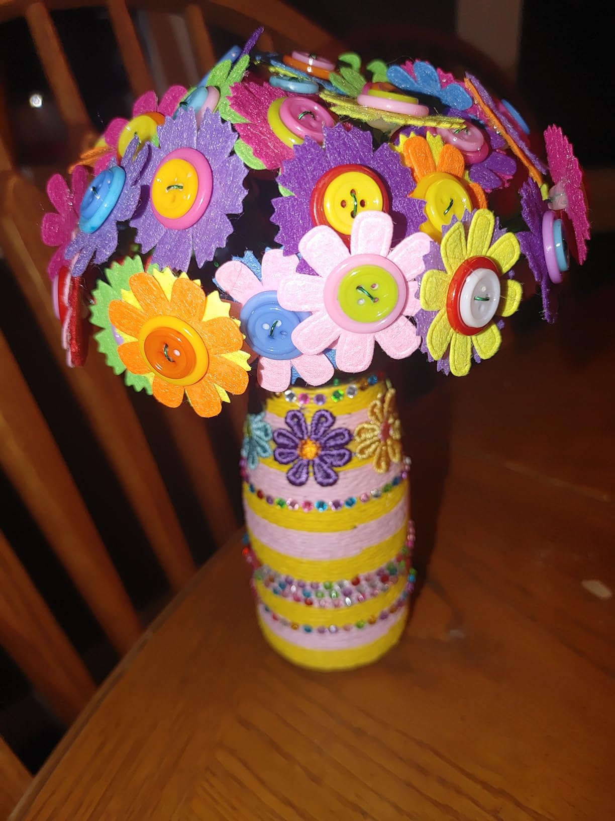 7july Crafts for Girls Ages 6-10 Make Your Own Flower Bouquet with Buttons and Felt Flowers, Vase Art and Craft for Children - DIY Activity Christmas Birthday Gift for Girls Age 6 7 8 9 10 Year Old Customer Review 7july Crafts for Girls Ages 6-10 Make Your Own Flower Bouquet with Buttons and Felt Flowers, Vase Art and Craft for Children - DIY Activity Christmas Birthday Gift for Girls Age 6 7 8 9 10 Year Old - Customer Photo 1