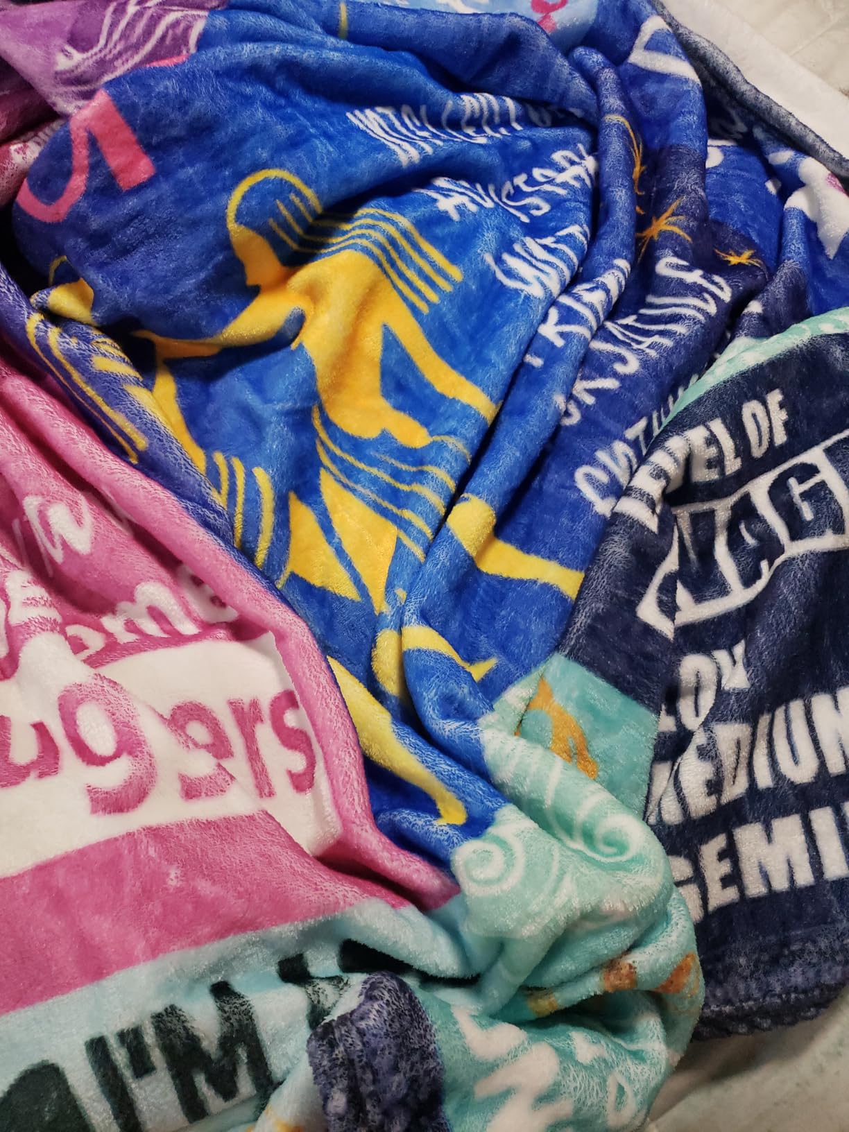 Pisces Gifts for Women – Zodiac Throw Blanket 50 Pisces Gifts for Women – Zodiac Throw Blanket 50