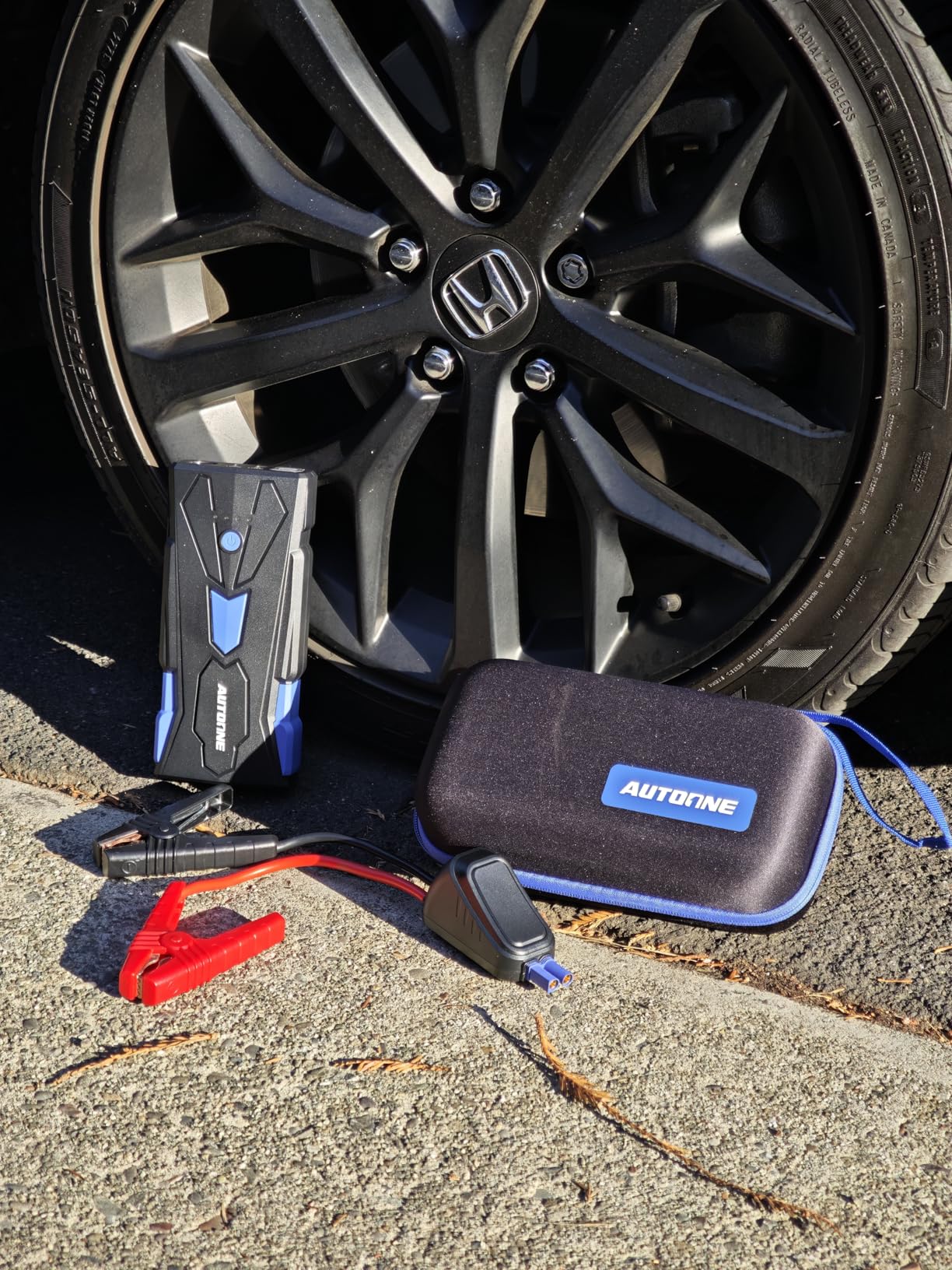 AUTOONE 6500A Car Battery Jump Starter Up to All Gas & 12L Diesel Engine, Car Battery Jumper Starter Portable 12V Jump Box with USB Output, Storage Case, LED Flashlight Customer Review AUTOONE 6500A Car Battery Jump Starter Up to All Gas & 12L Diesel Engine, Car Battery Jumper Starter Portable 12V Jump Box with USB Output, Storage Case, LED Flashlight - Customer Photo 1