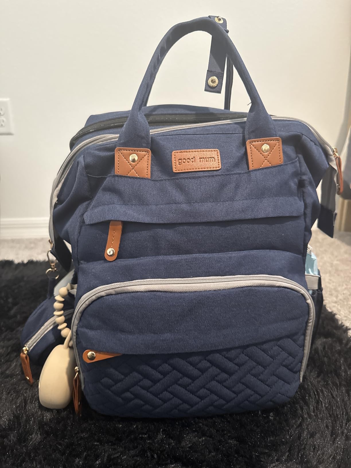 Jeryswet Baby Diaper Bags with Changing Station, Waterproof Large Capacity Diaper Bag Backpack for Moms Dads with USB Charging Port and Stroller Straps, Baby Shower Gifts, RGB Customer Review Jeryswet Baby Diaper Bags with Changing Station, Waterproof Large Capacity Diaper Bag Backpack for Moms Dads with USB Charging Port and Stroller Straps, Baby Shower Gifts, RGB - Customer Photo 2
