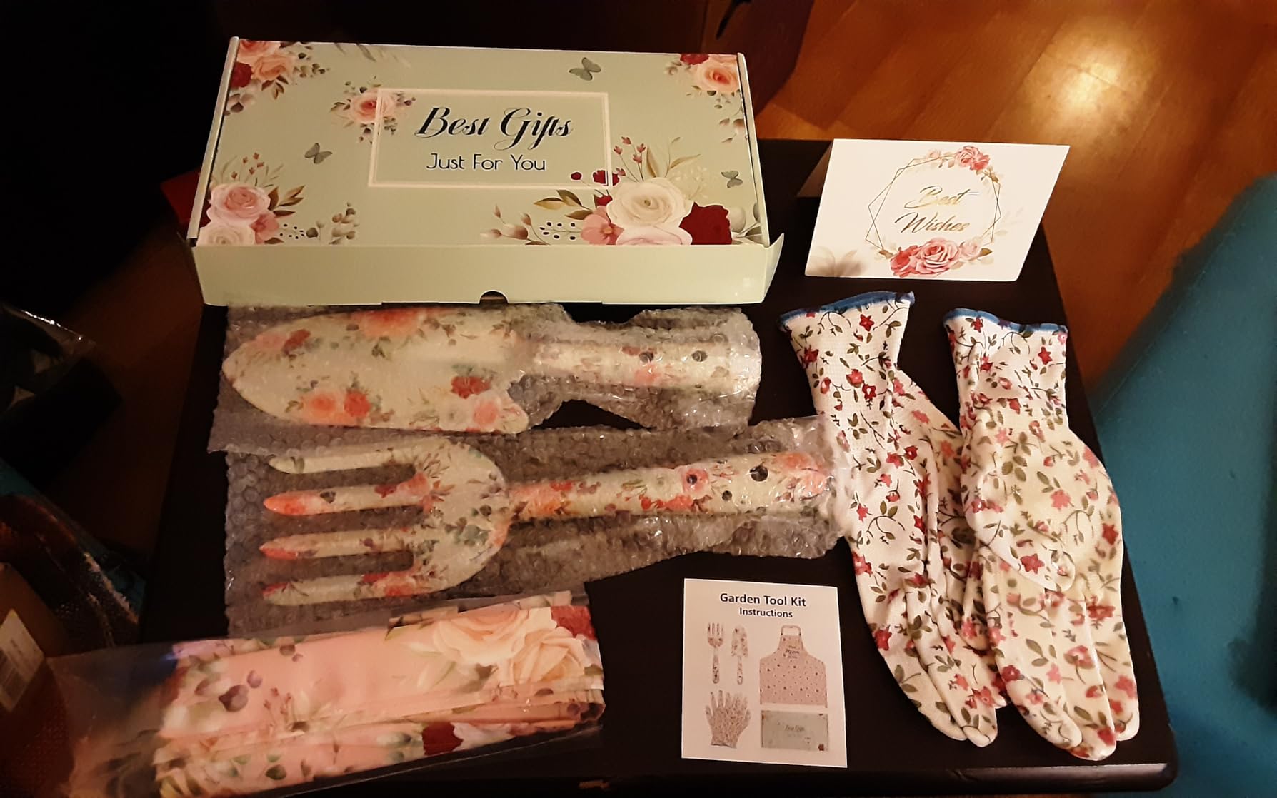 Gardening Gifts for Women, Christmas Stocking Stuffers for Women Mom Grandma Gardener Wife, Garden Tools with Hand Fork Trowel Gloves Apron, Birthday Valentine's Day Present - Customer Photo 2