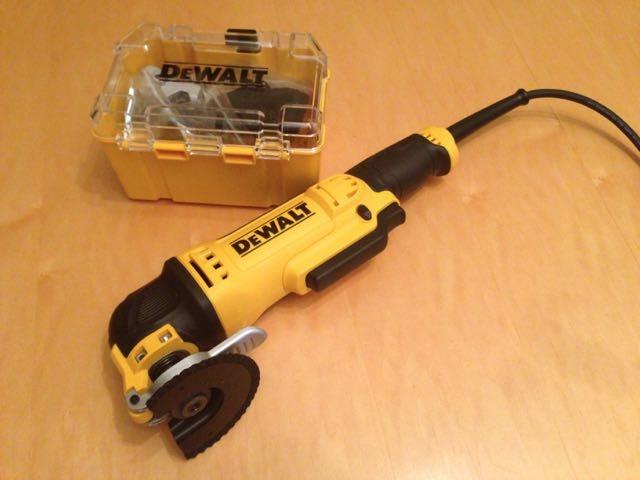 DEWALT Oscillating Tool, 3-Amp, Corded, Includes Wood Blades, Sandpaper and Tool Bag (DWE315K) Customer Review DEWALT Oscillating Tool, 3-Amp, Corded, Includes Wood Blades, Sandpaper and Tool Bag (DWE315K) - Customer Photo 2