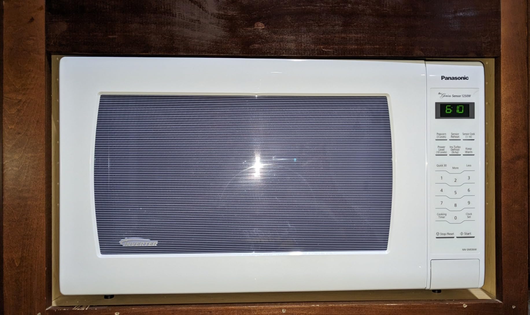 Panasonic Microwave Oven NN-SN936B Black Countertop with Inverter Technology and Genius Sensor, 2.2 Cubic Foot, 1250W - Customer Photo 1