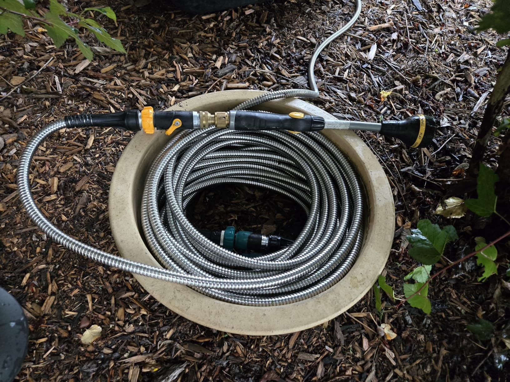 Bionic Steel 75 Ft Garden Hose with Nozzle, Premium 304 Stainless Steel Metal Water Hose 75Ft, Flexible, Rust Proof, Lightweight, Heavy Duty, Crush Resistant Fittings, Easy Coil, 500 PSI, 2025 Model Customer Review Bionic Steel 75 Ft Garden Hose with Nozzle, Premium 304 Stainless Steel Metal Water Hose 75Ft, Flexible, Rust Proof, Lightweight, Heavy Duty, Crush Resistant Fittings, Easy Coil, 500 PSI, 2025 Model - Customer Photo 1