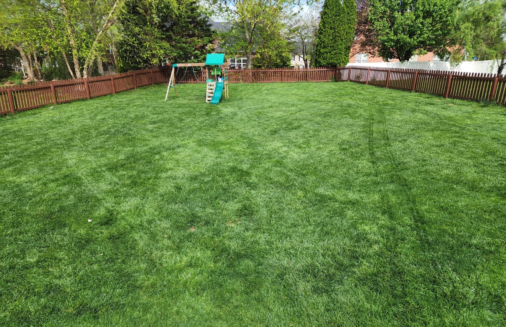 Husqvarna AutomowerÂ® 430XH Robotic Lawn Mower, Medium â Large Yards (0.8 Acres) - Customer Photo 1