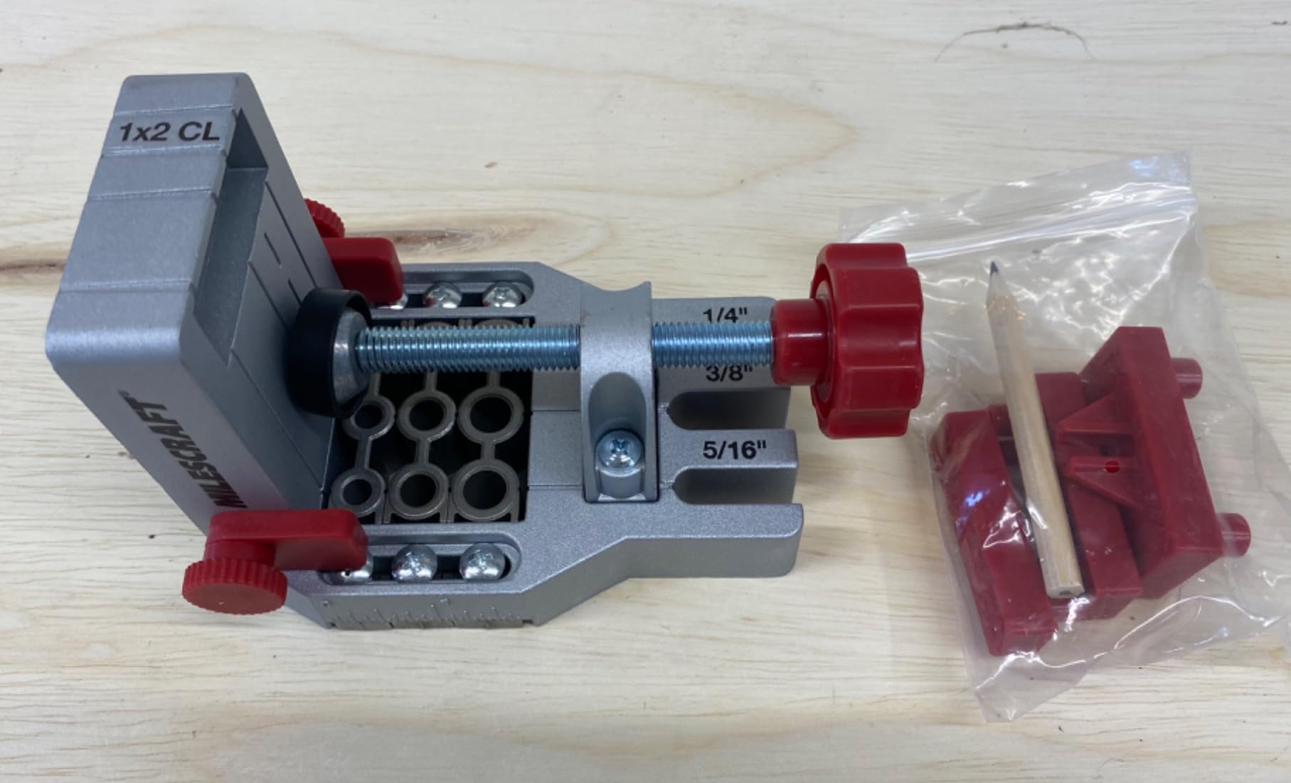 Milescraft 1334 Joint Master â Self-Clamping Aluminum Doweling Jig. Creates Edge, Corner, and Surface Joints. Includes Centering Spacers. For 1/4in, 5/16in, and 3/8in Dowel Pins Customer Review Milescraft 1334 Joint Master â Self-Clamping Aluminum Doweling Jig. Creates Edge, Corner, and Surface Joints. Includes Centering Spacers. For 1/4in, 5/16in, and 3/8in Dowel Pins - Customer Photo 2