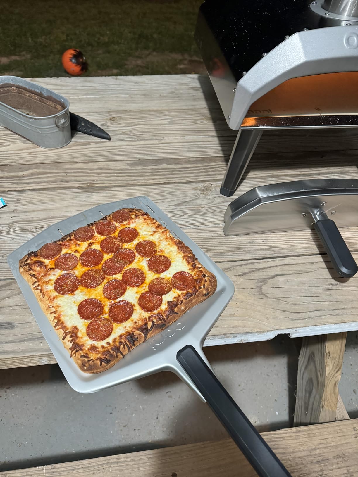 Ooni Karu 12 Multi-Fuel Outdoor Pizza Oven â 12 Inch Pizzas in 60 Seconds - Portable Wood and Gas Fired Pizza Oven with Pizza Stone, Dual Fuel Ooni Pizza Oven - Customer Photo 2